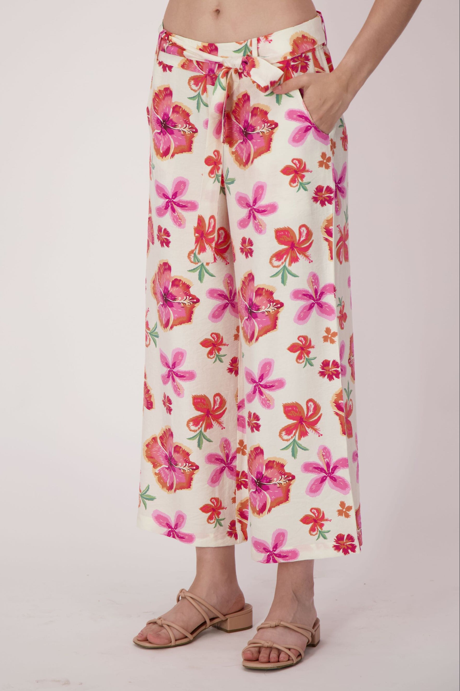Floral Bloom Relaxed Belted Pant