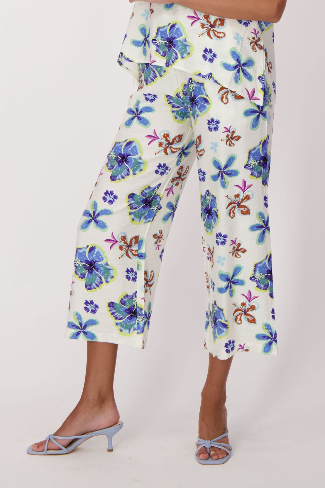 Floral Bloom Relaxed Belted Pant