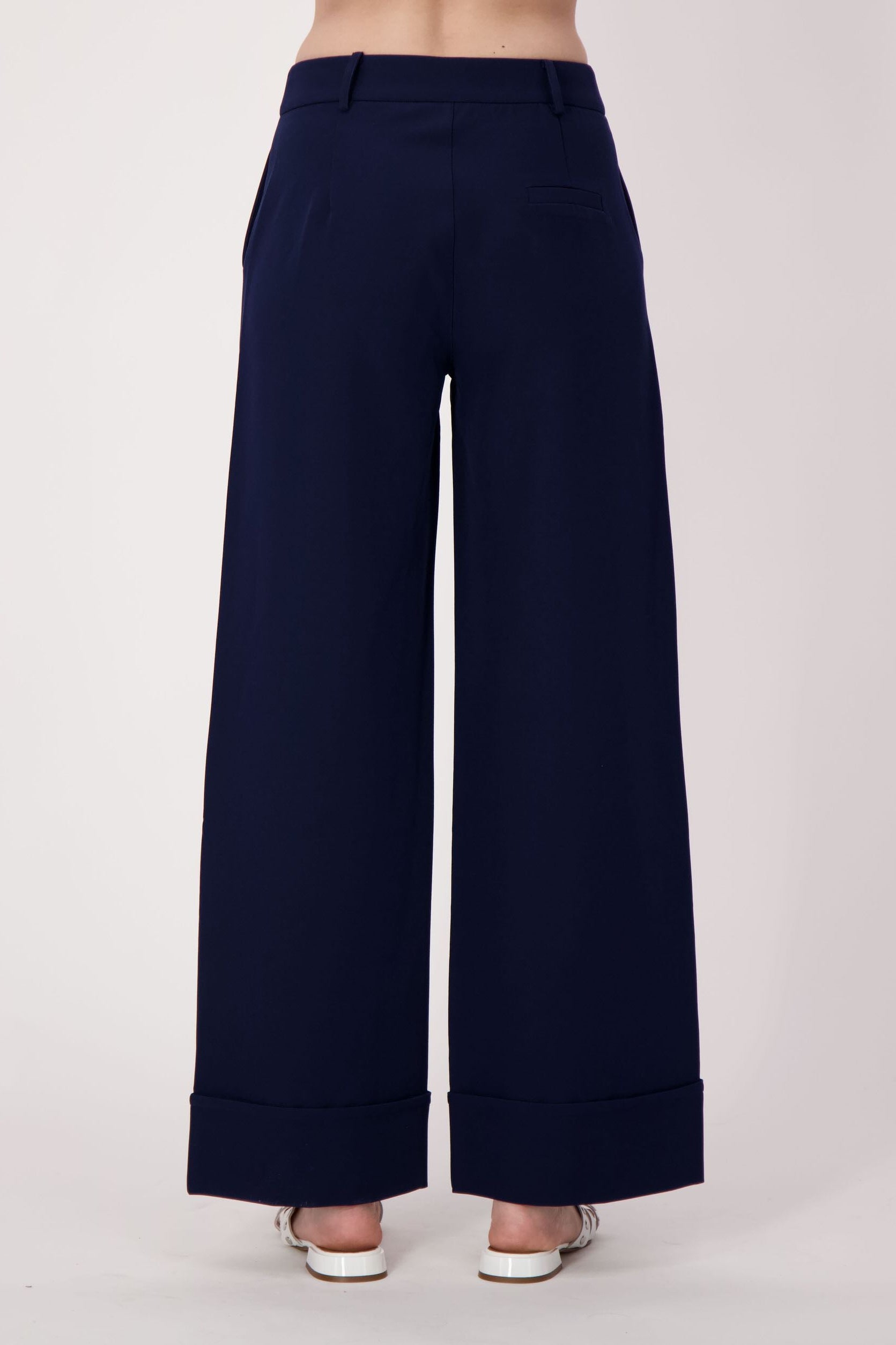 Wide Cuff Basic Essential Pant
