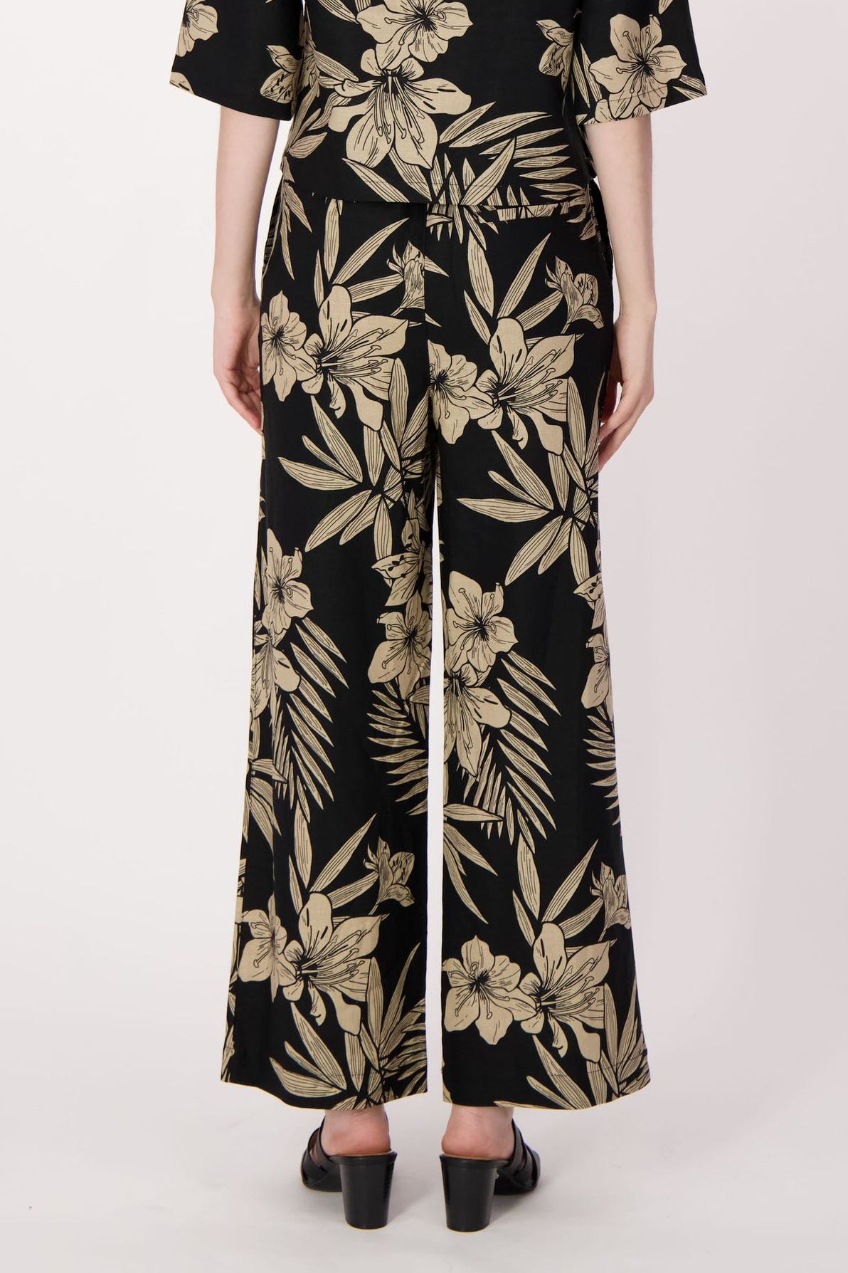 Natural Floral Linen-Blend Pant