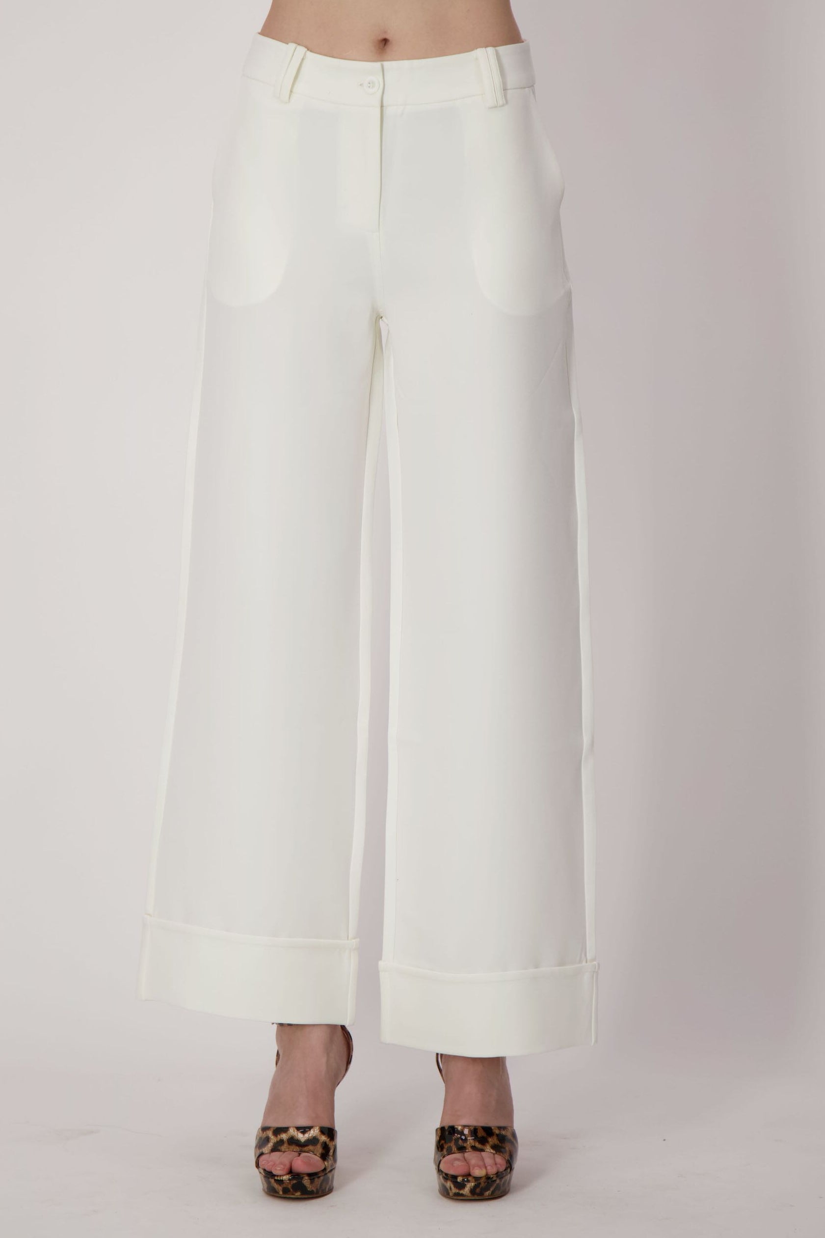 Wide Cuff Basic Essential Pant