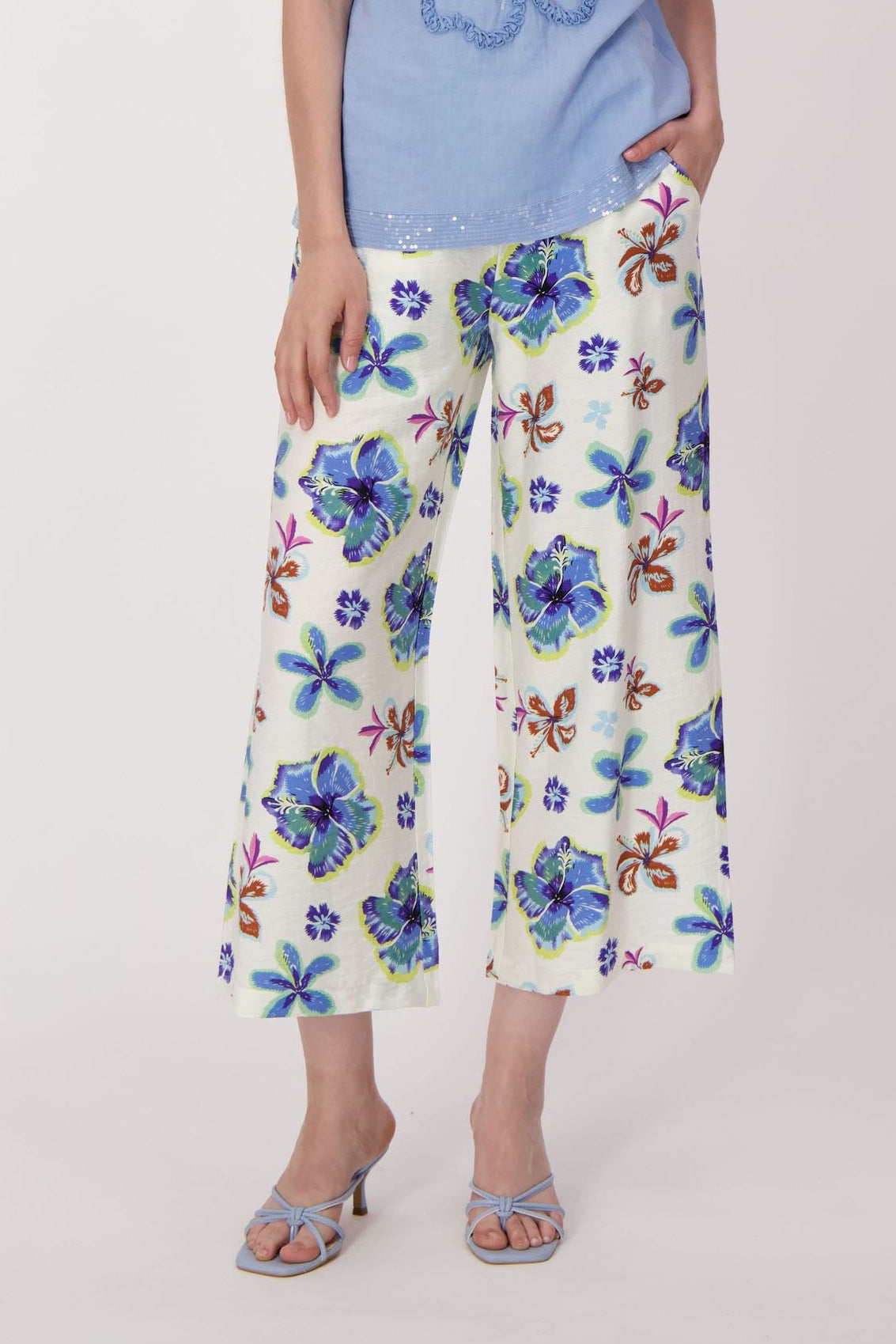 Floral Bloom Relaxed Belted Pant