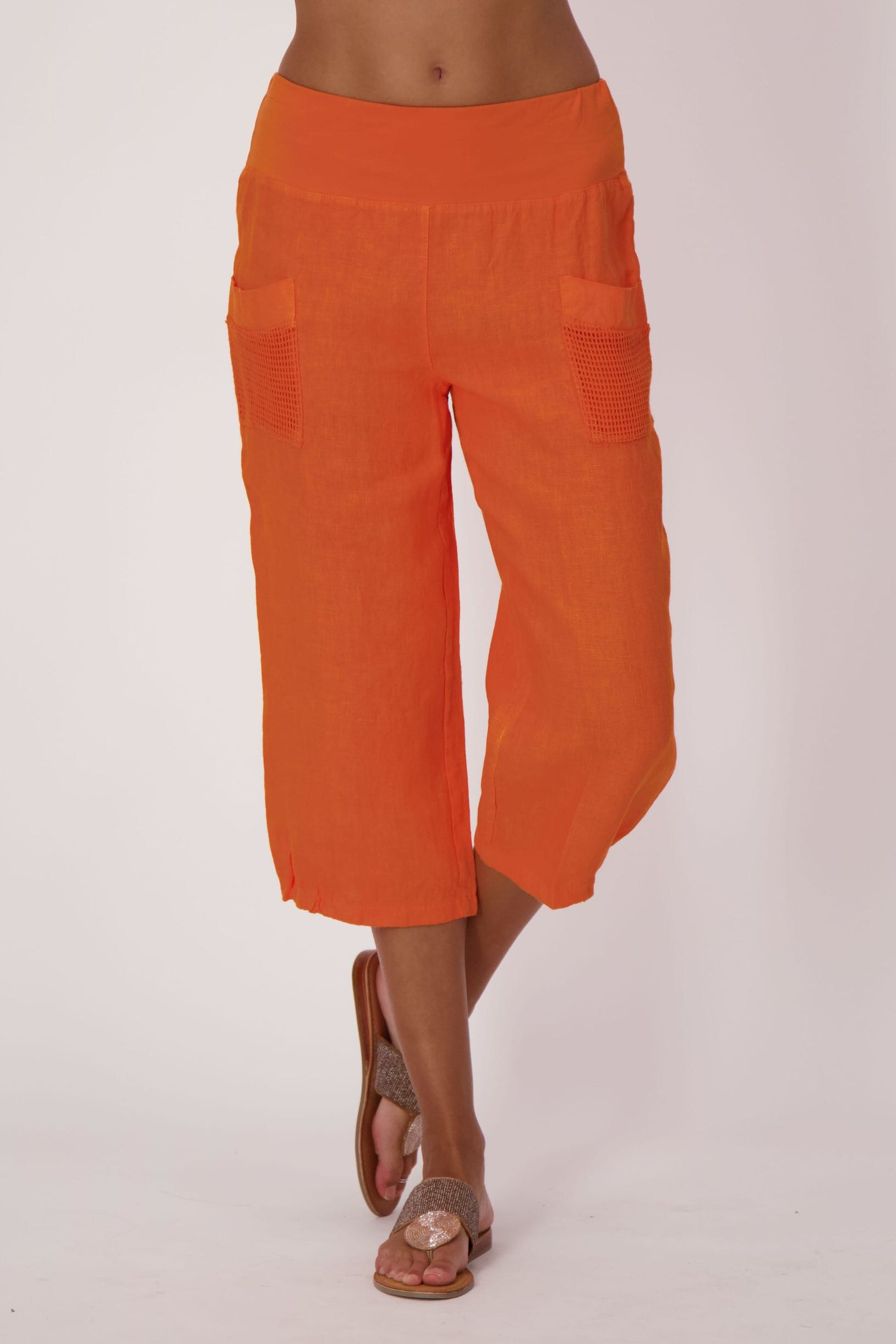 Solid Linen Capri With Mesh Pockets
