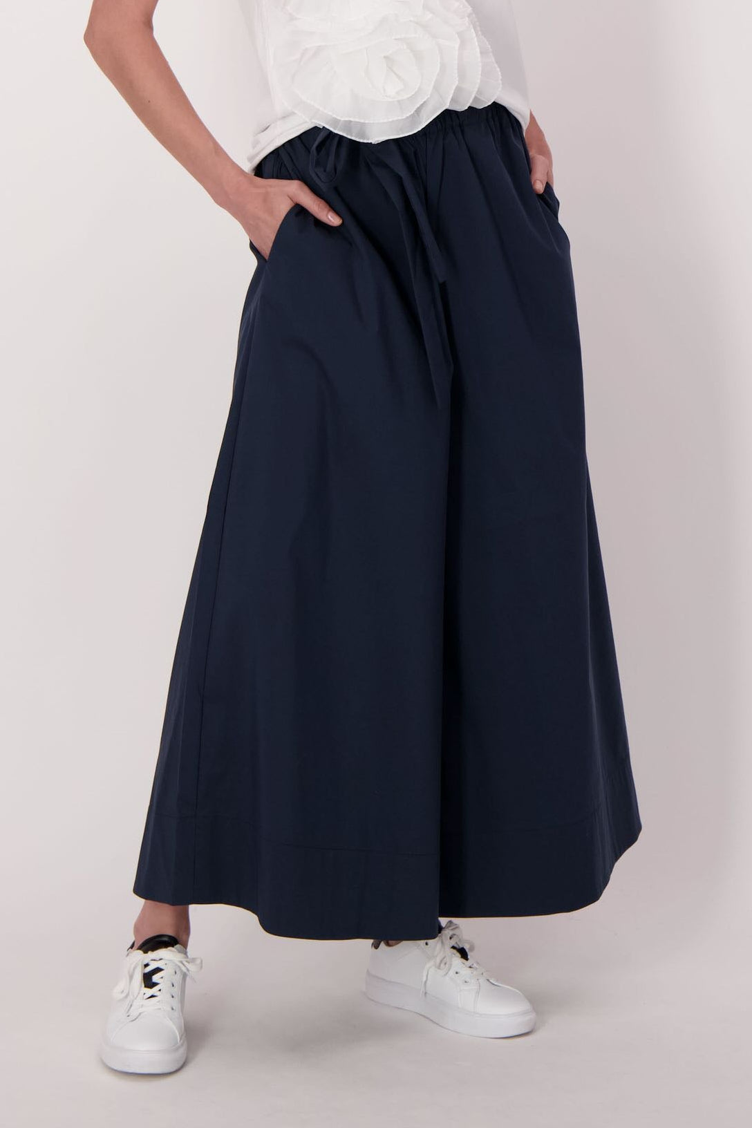 Wide Leg Cotton-Blend Pant