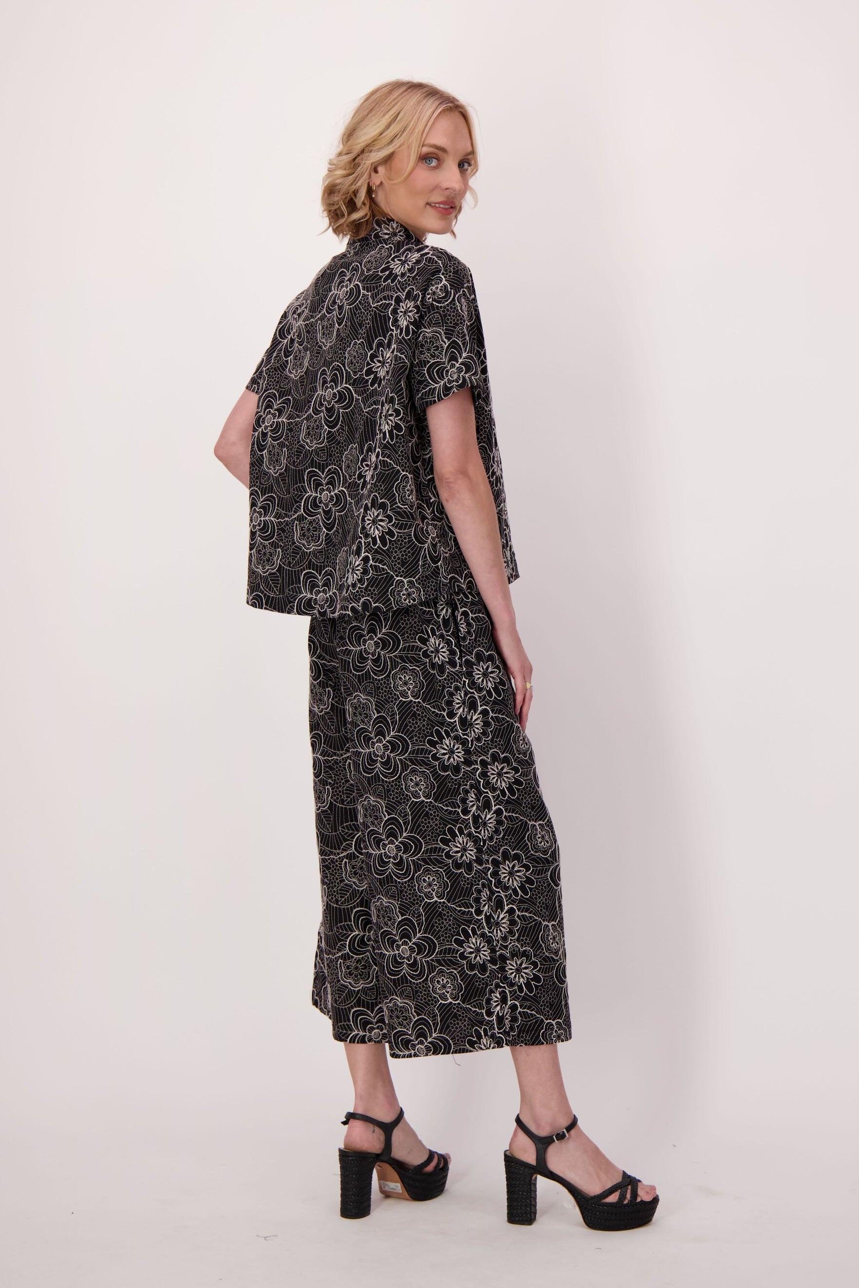 Noir Botanical Embroidered Shirt/Jacket