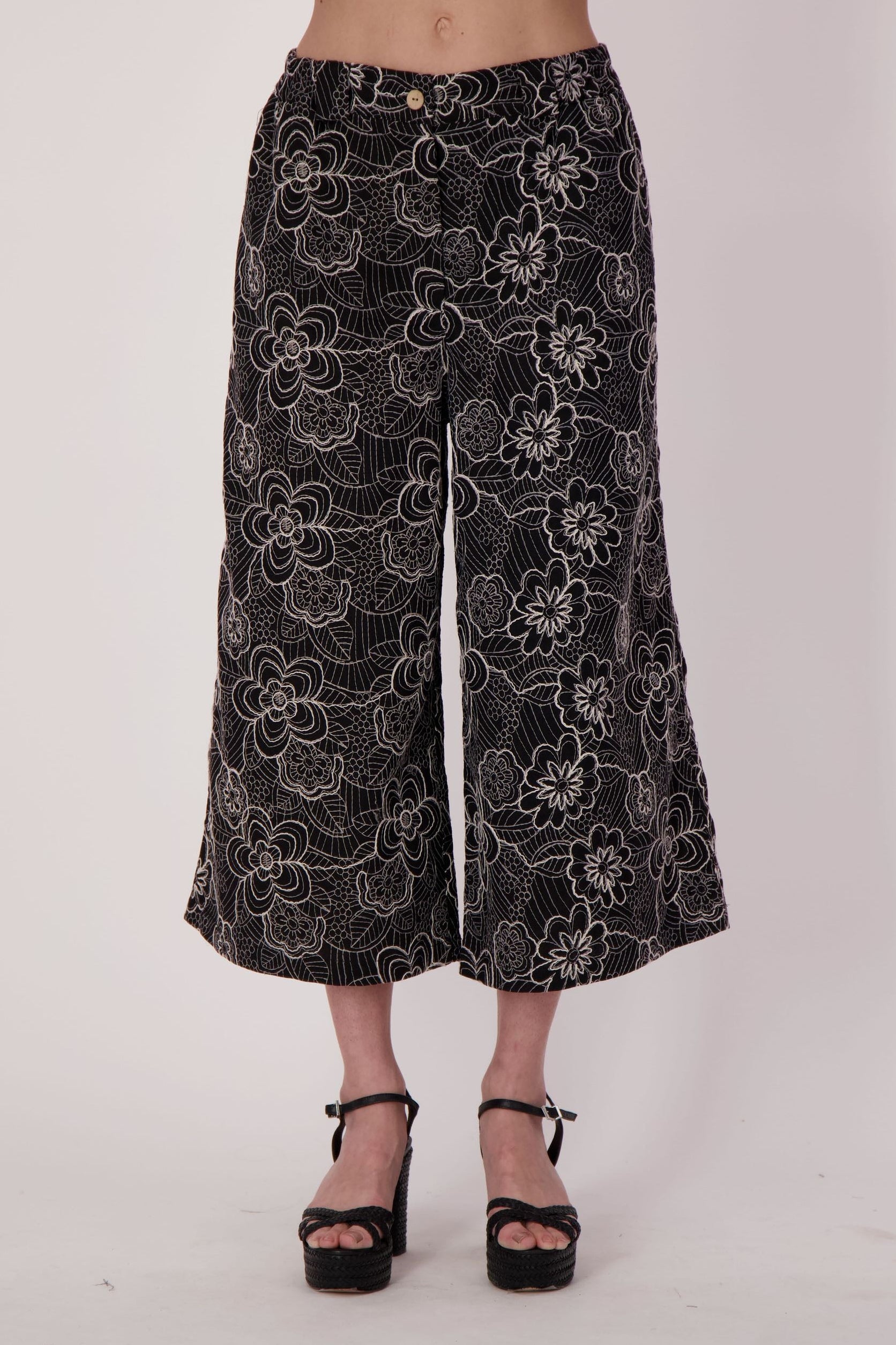Noir Botanical Embroidered Pant