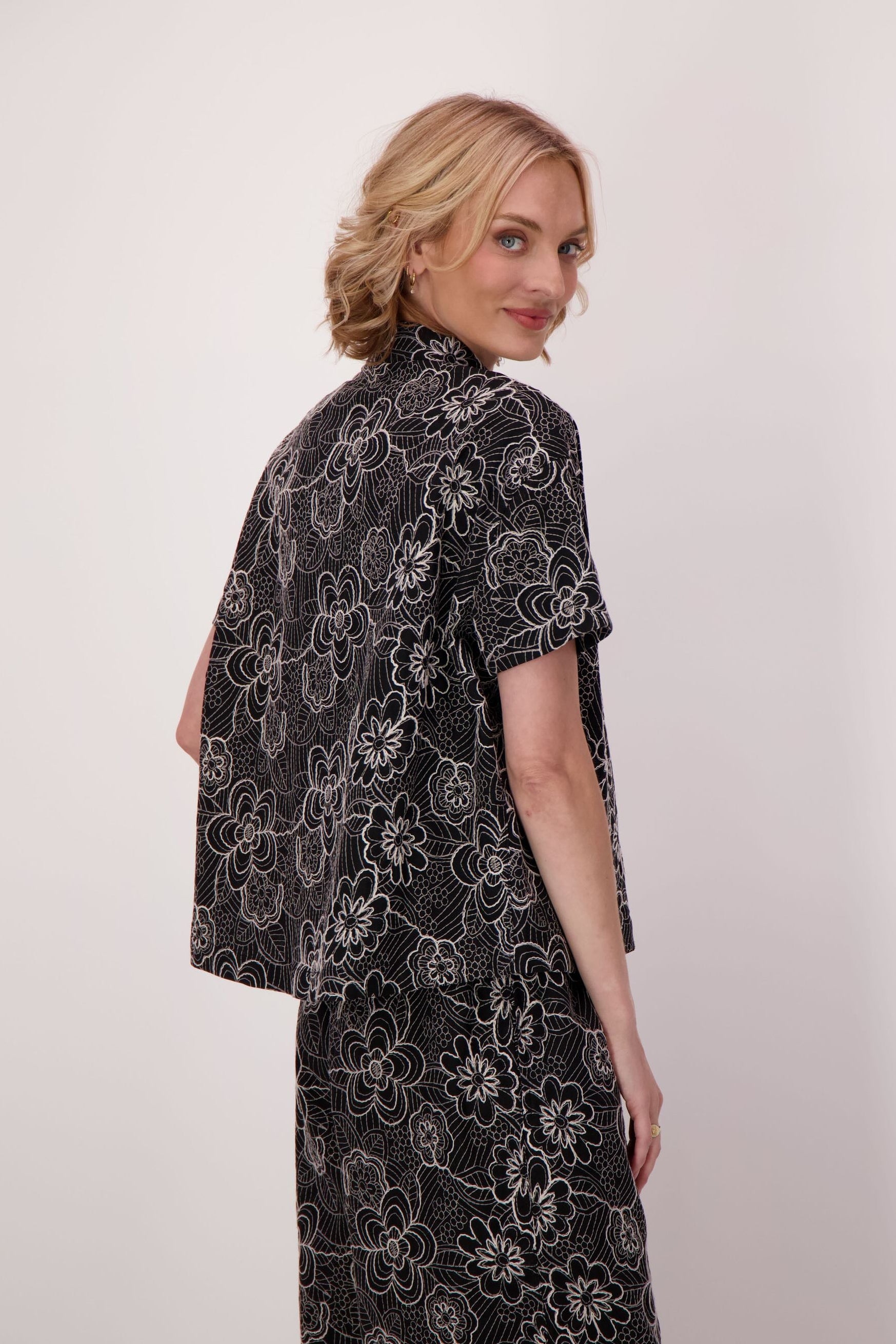 Noir Botanical Embroidered Shirt/Jacket