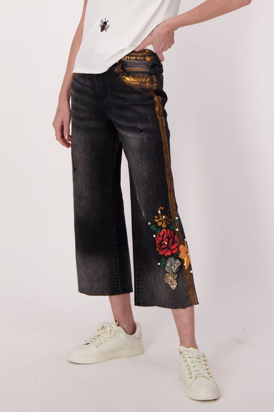 Floral Applique Wide Leg Crop Jean