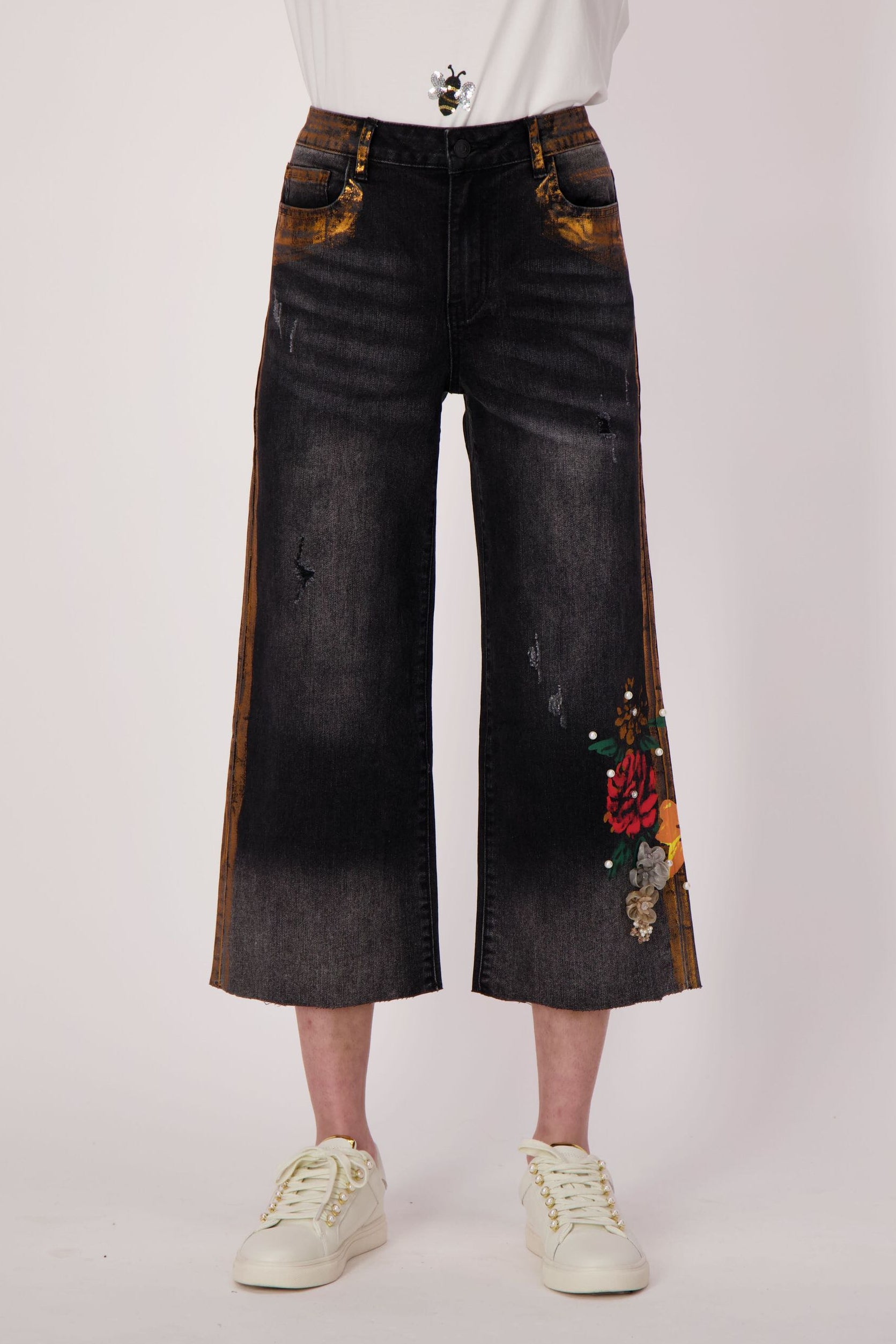 Floral Applique Wide Leg Crop Jean