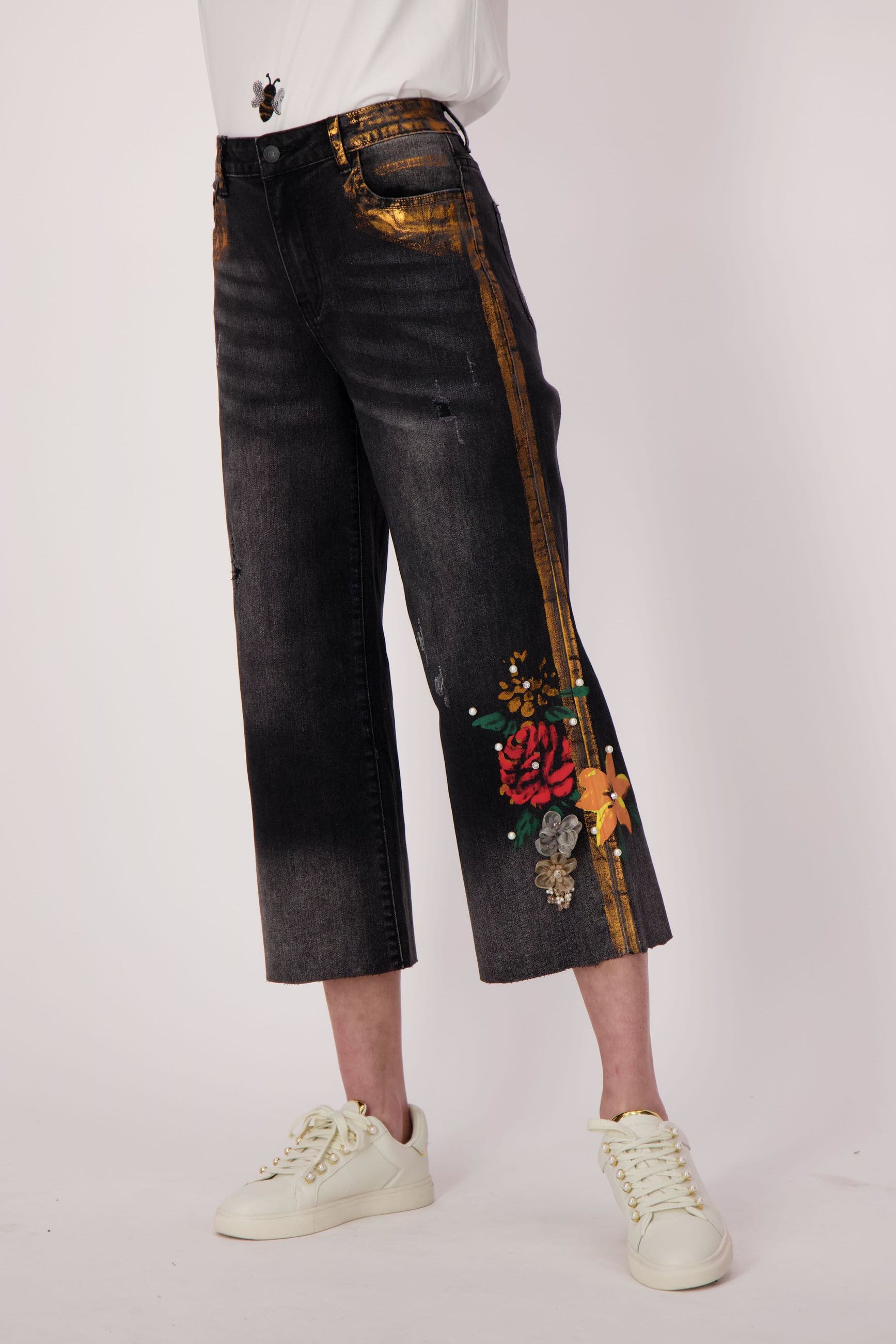 Floral Applique Wide Leg Crop Jean