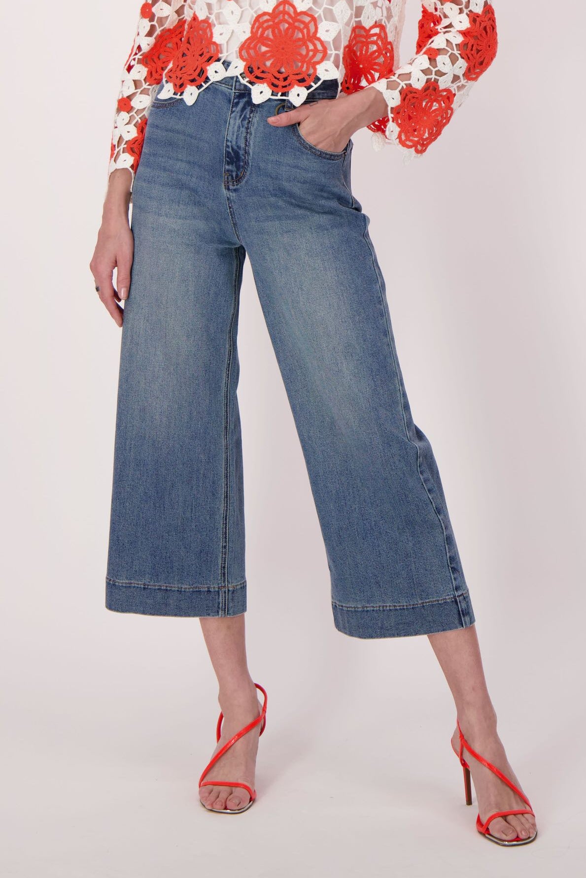 Capri Jean With Removable Scarf