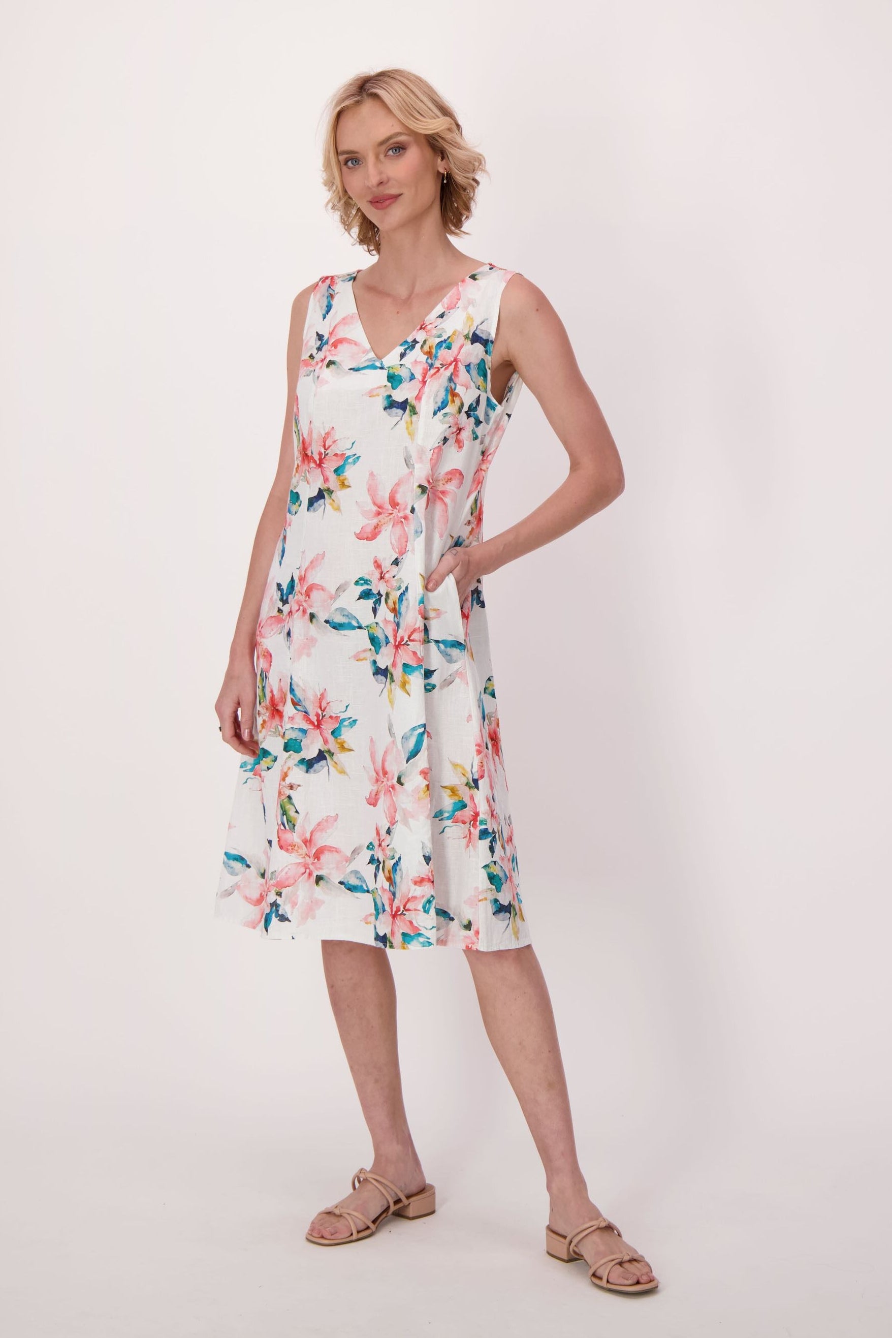 Clematis V-Neck Linen-Cotton Swing Dress