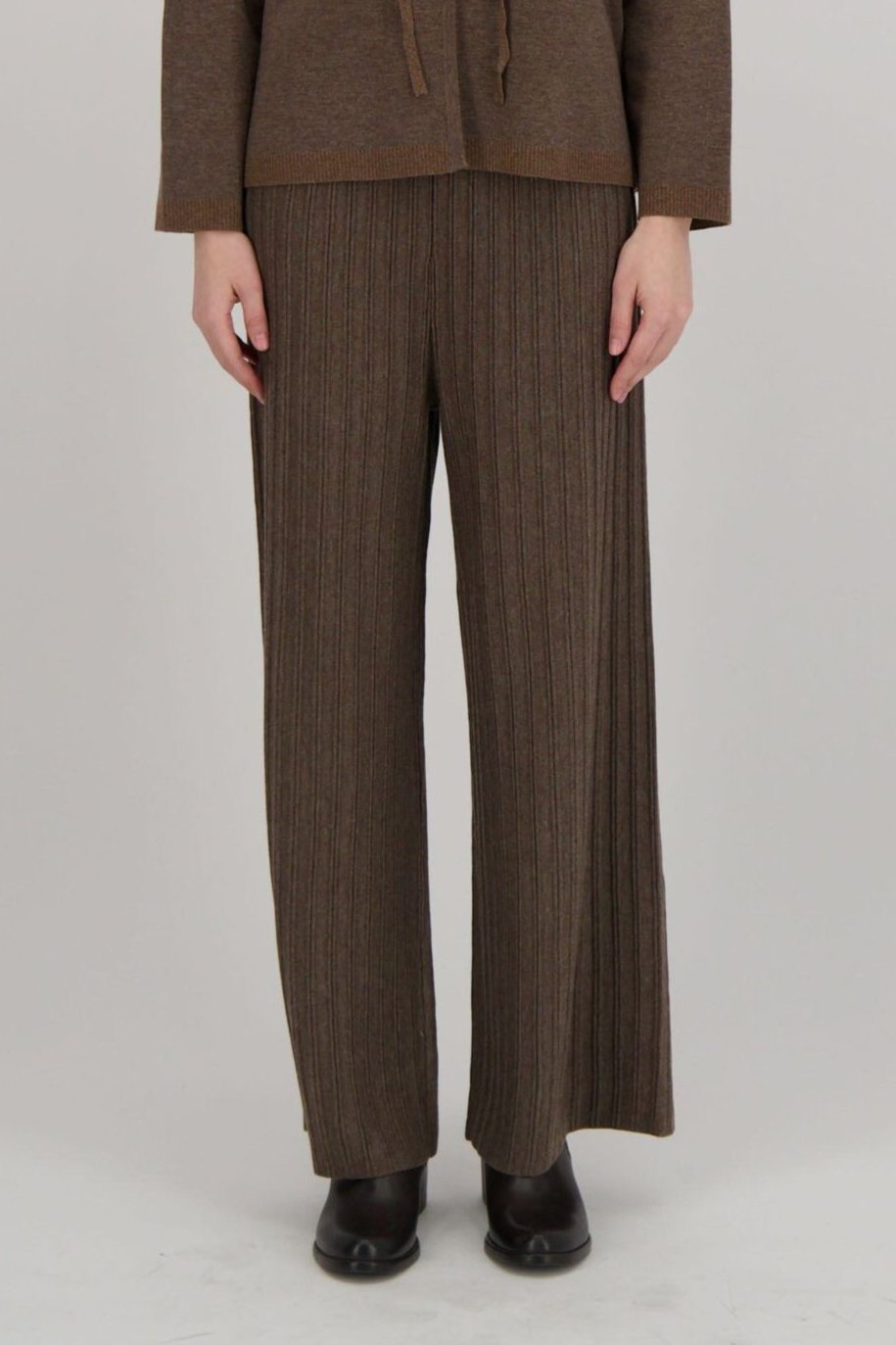 Wide Leg Rib Knit Pant