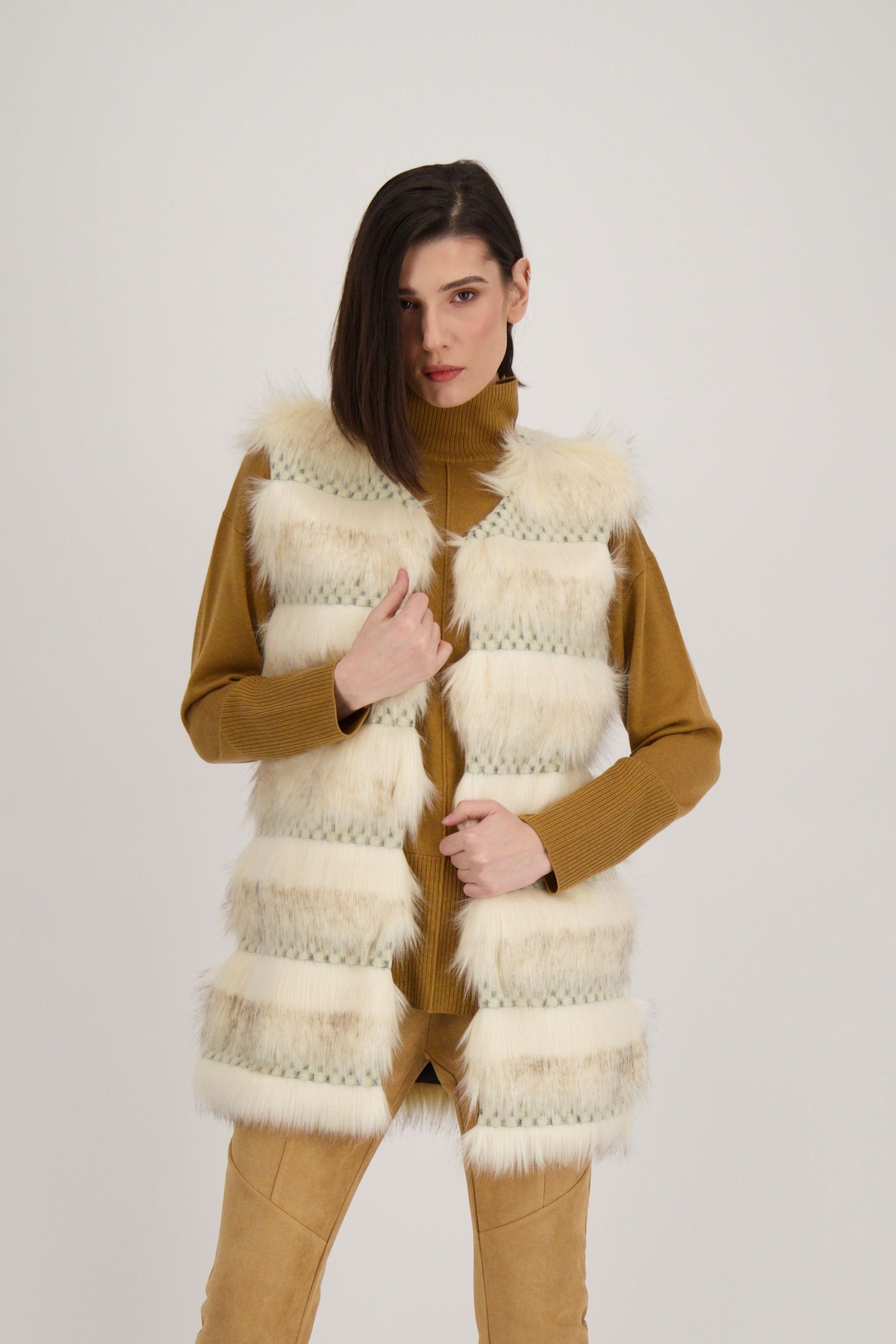 Faux Fur Sleeveless Vest