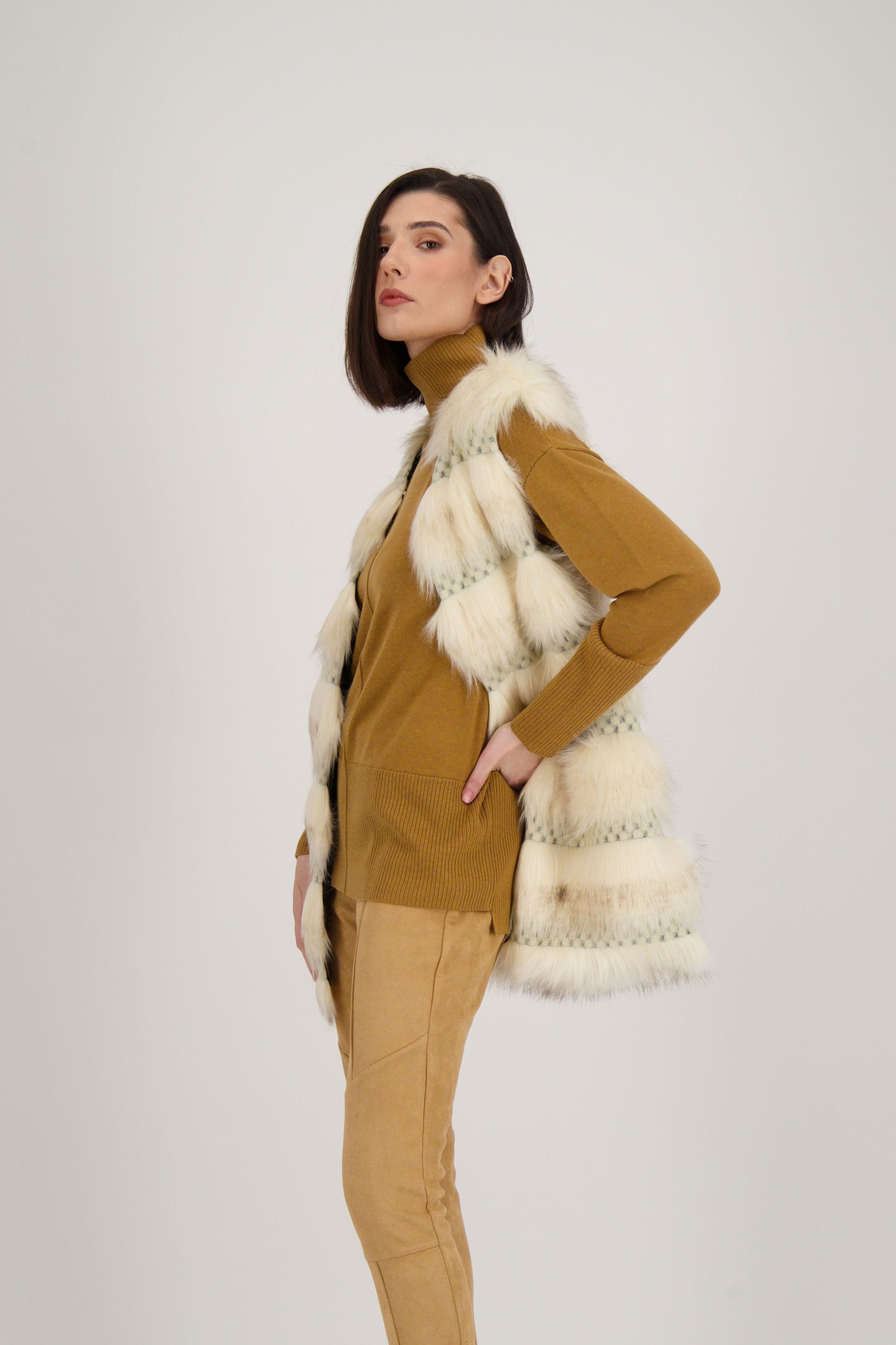 Faux Fur Sleeveless Vest