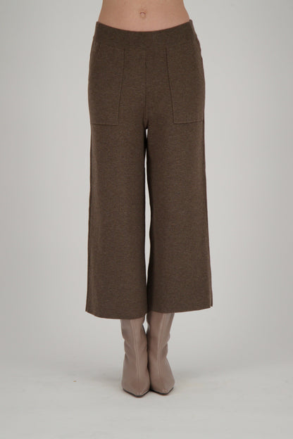 Wide Leg Patch Pocket Knit Pant