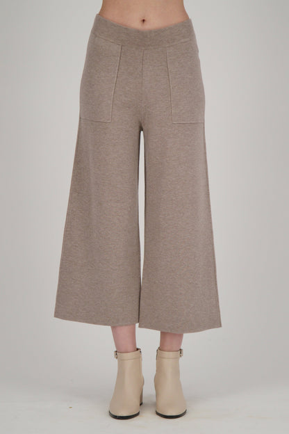 Wide Leg Patch Pocket Knit Pant