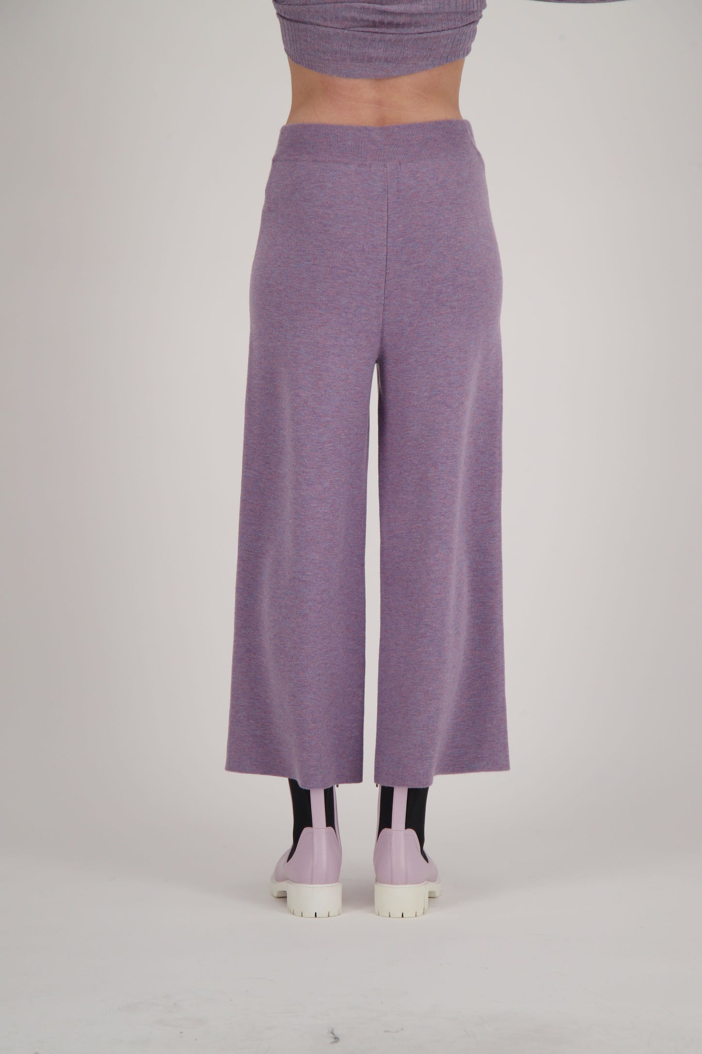 Wide Leg Patch Pocket Knit Pant