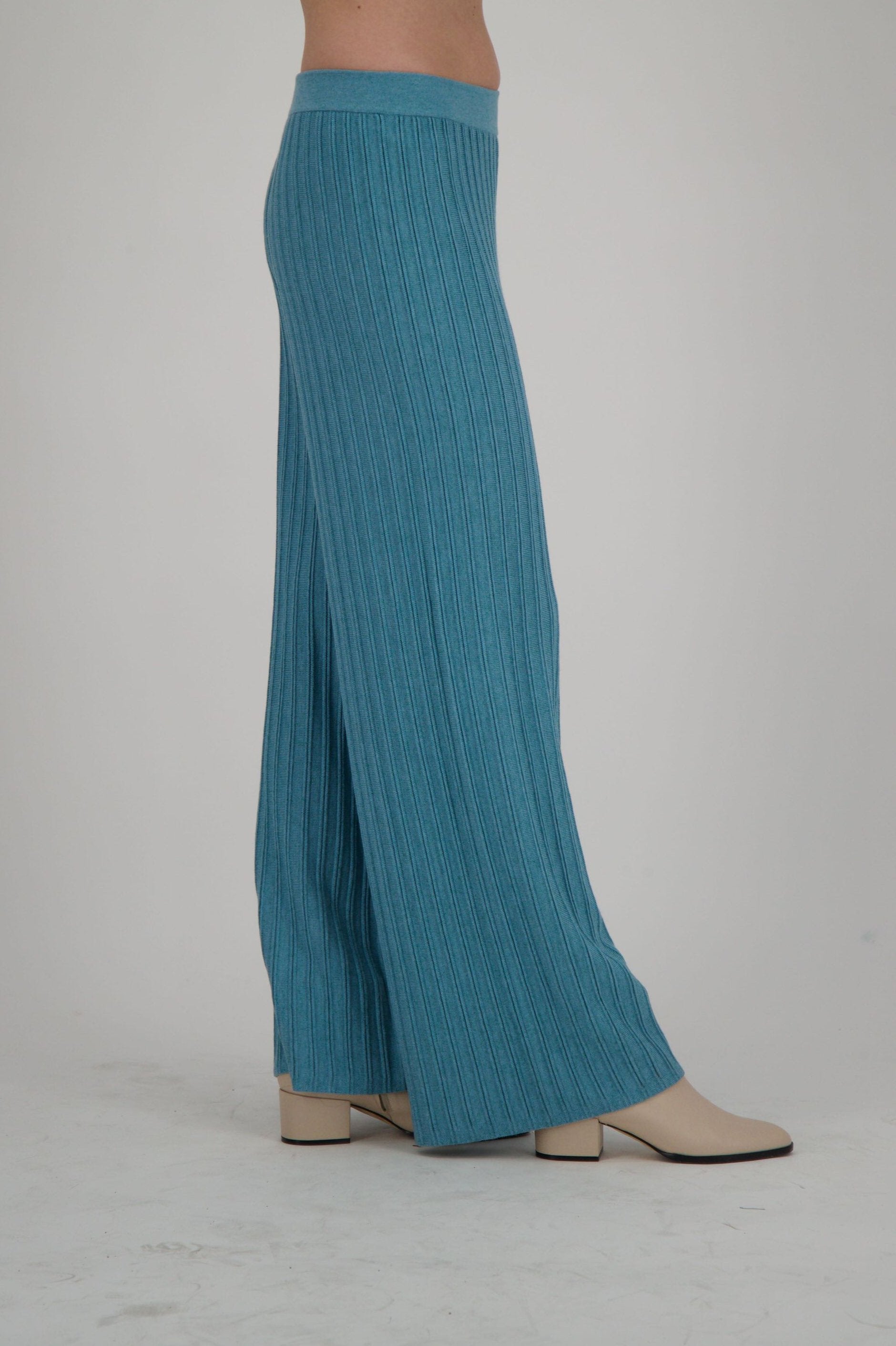 Wide Leg Rib Knit Pant