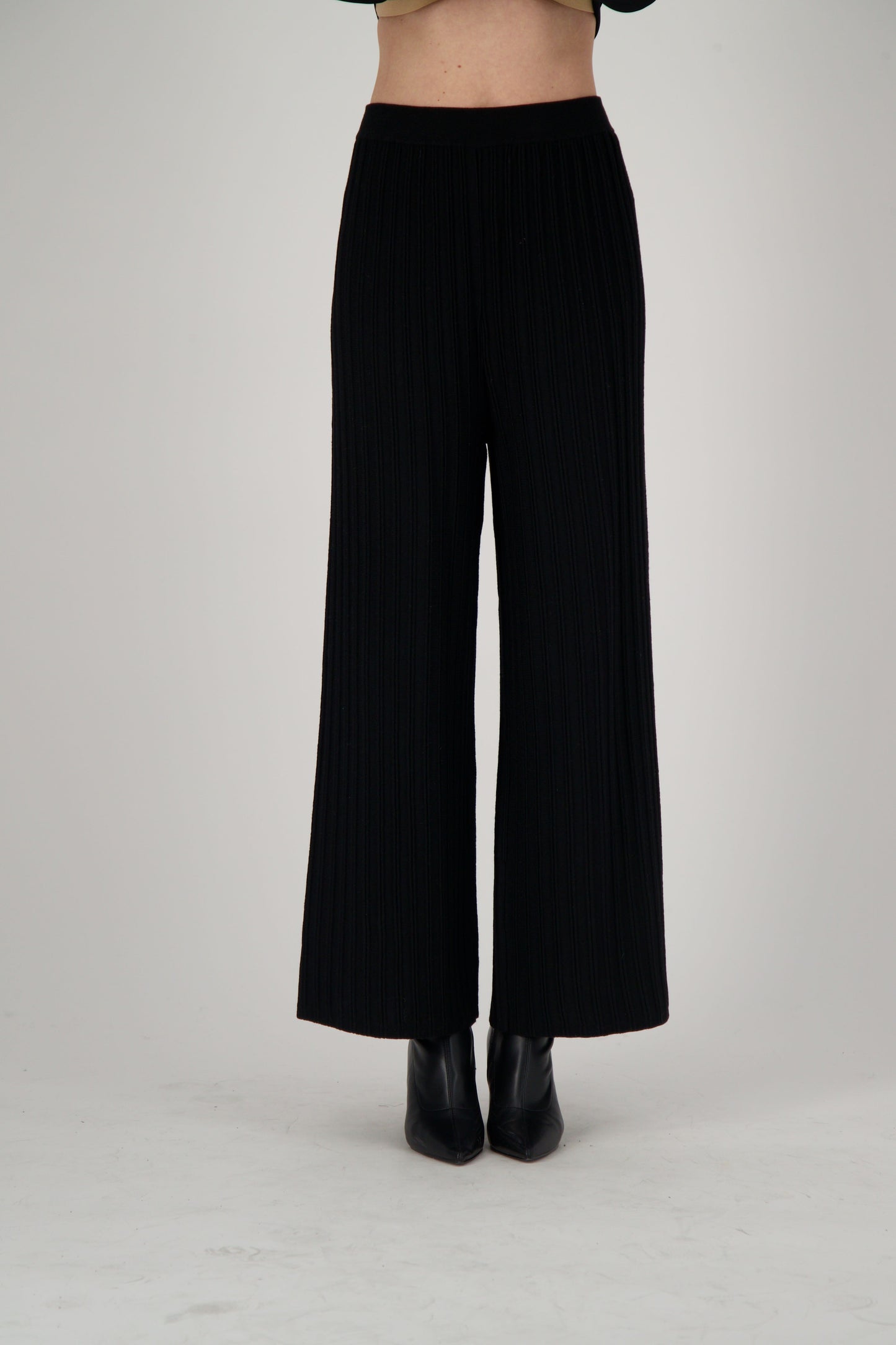 Wide Leg Rib Knit Pant