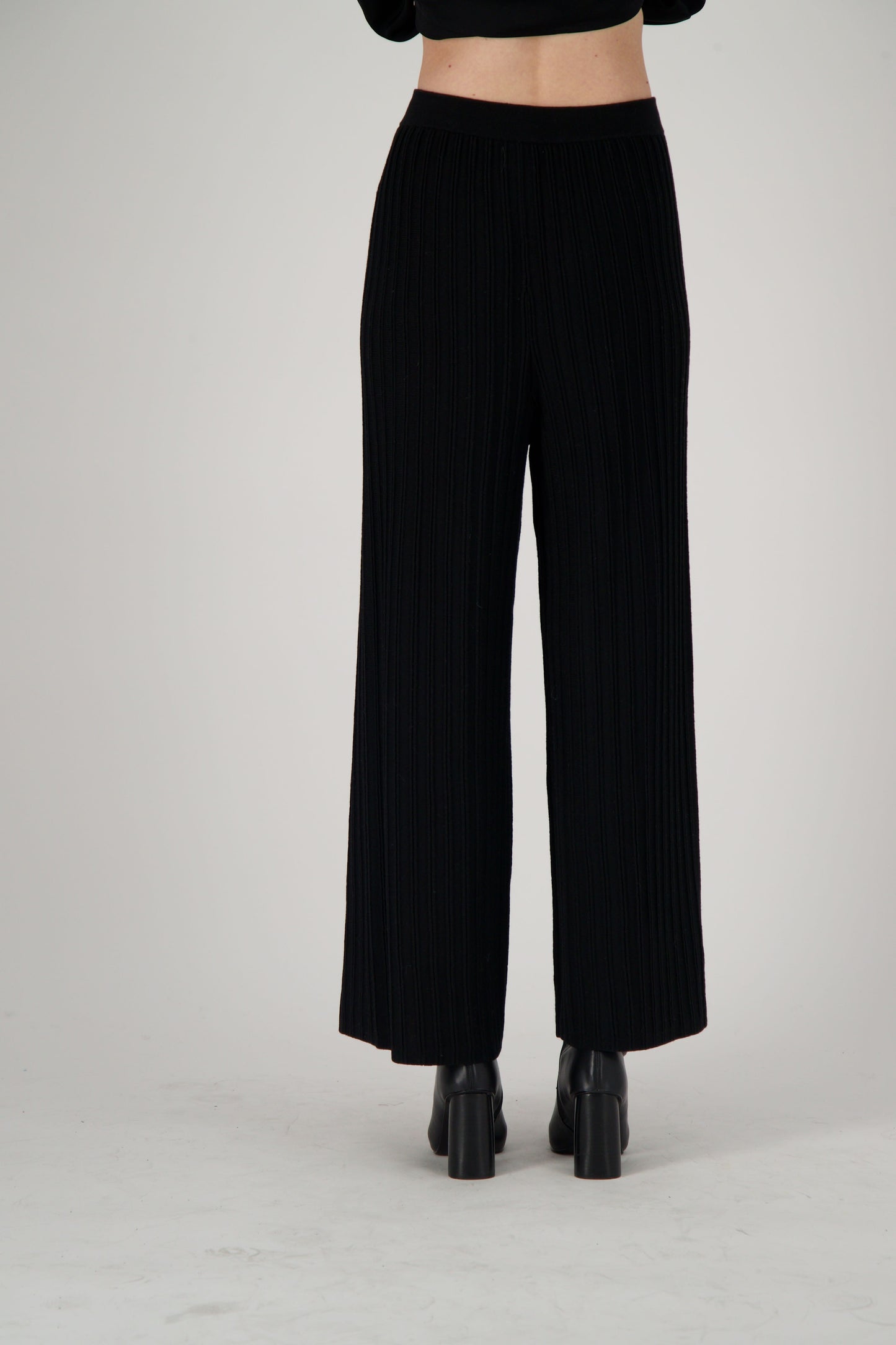 Wide Leg Rib Knit Pant