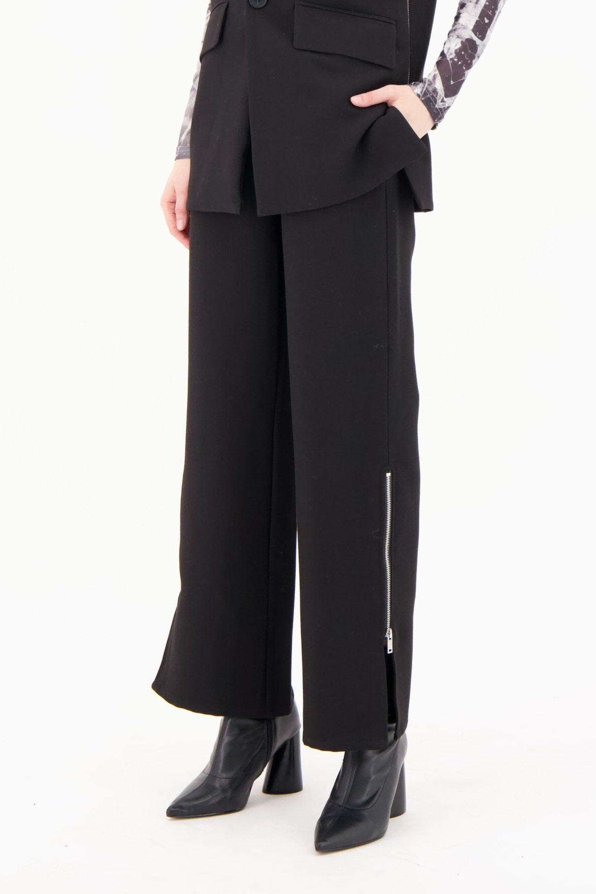 Side Zipper Straight Leg Pant
