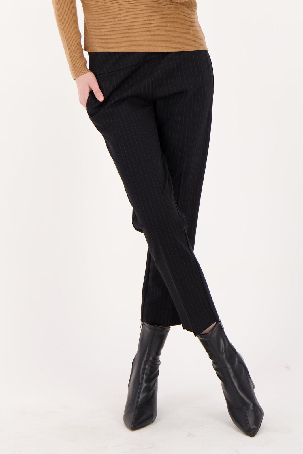 Fitted Pant With Breathable Shaping Tummy Control Panel