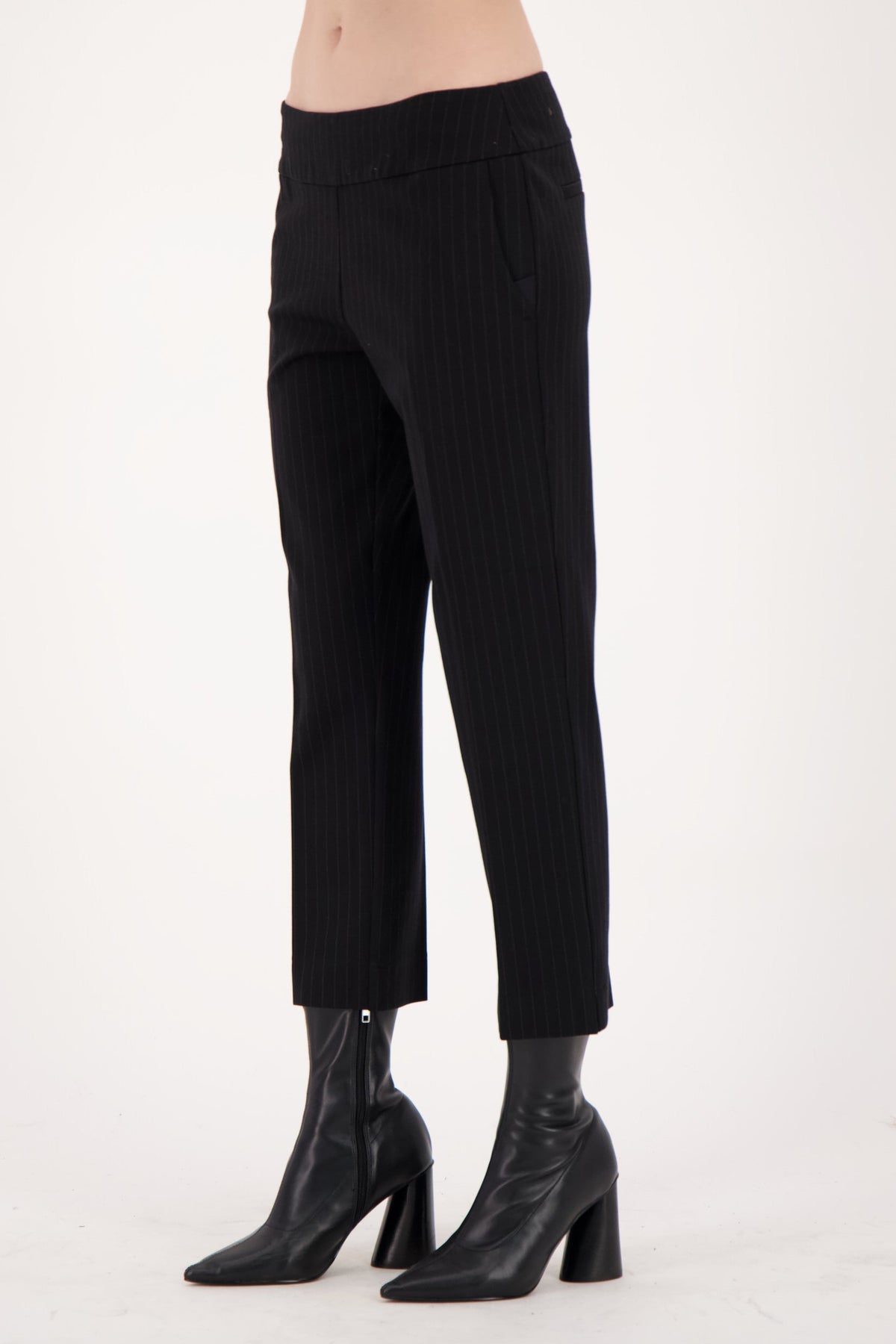 Fitted Pant With Breathable Shaping Tummy Control Panel