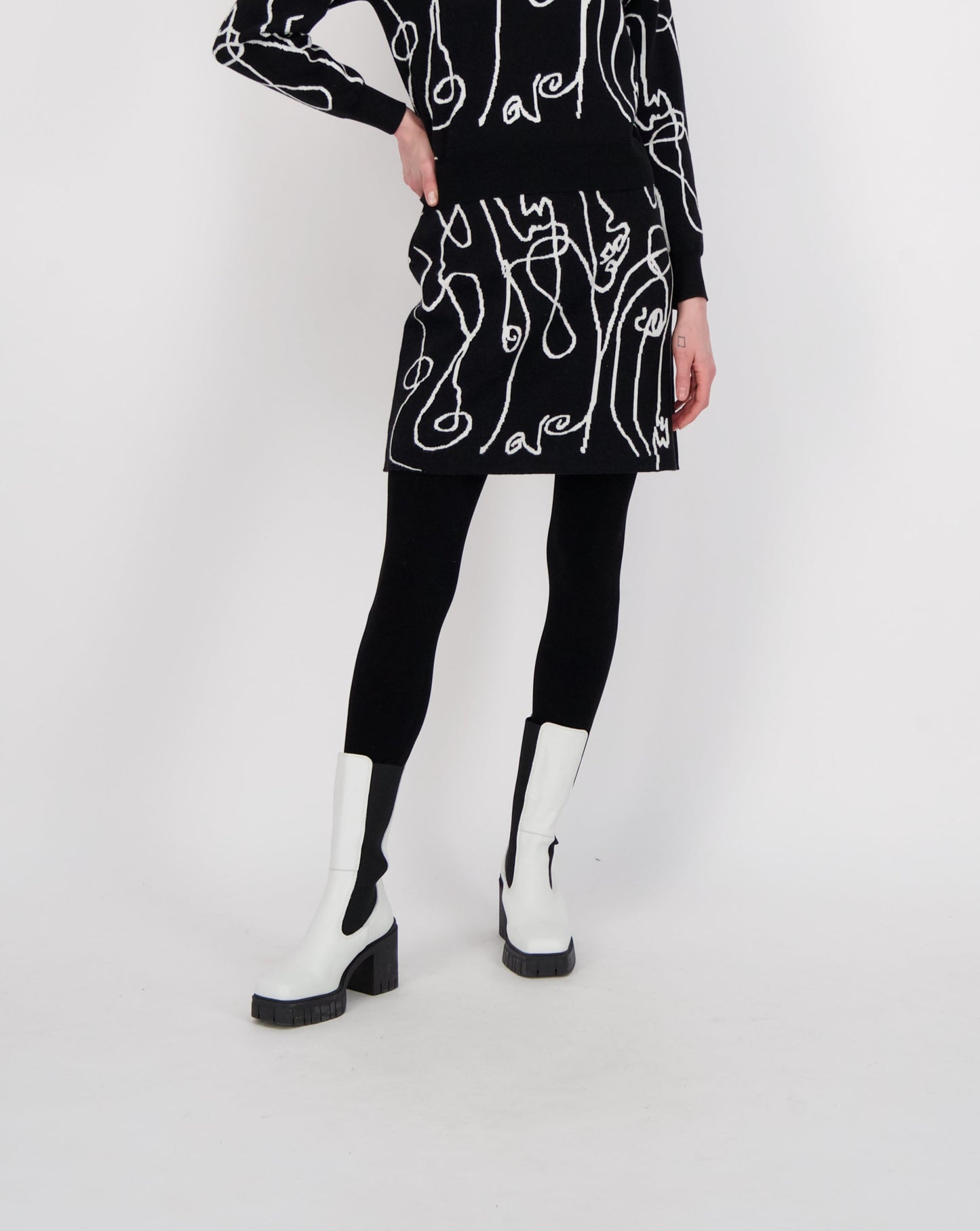 Picasso Art Knit Skirt