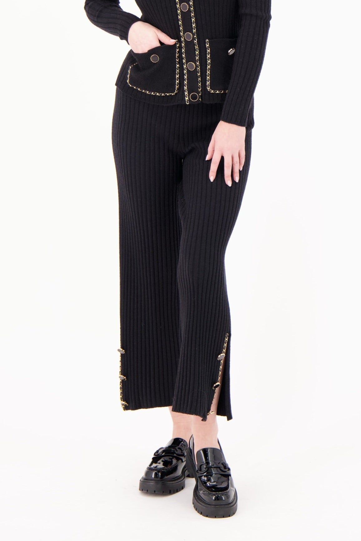 Chain Details Button Hem Detail Rib Knit Pant