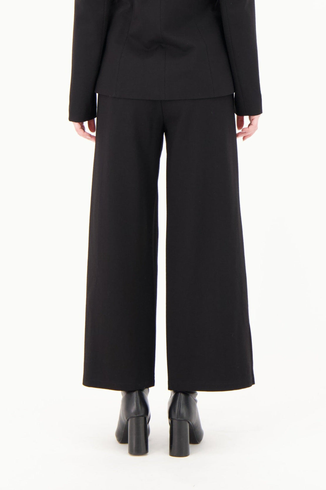 Gold Zipper Front Leg Pant