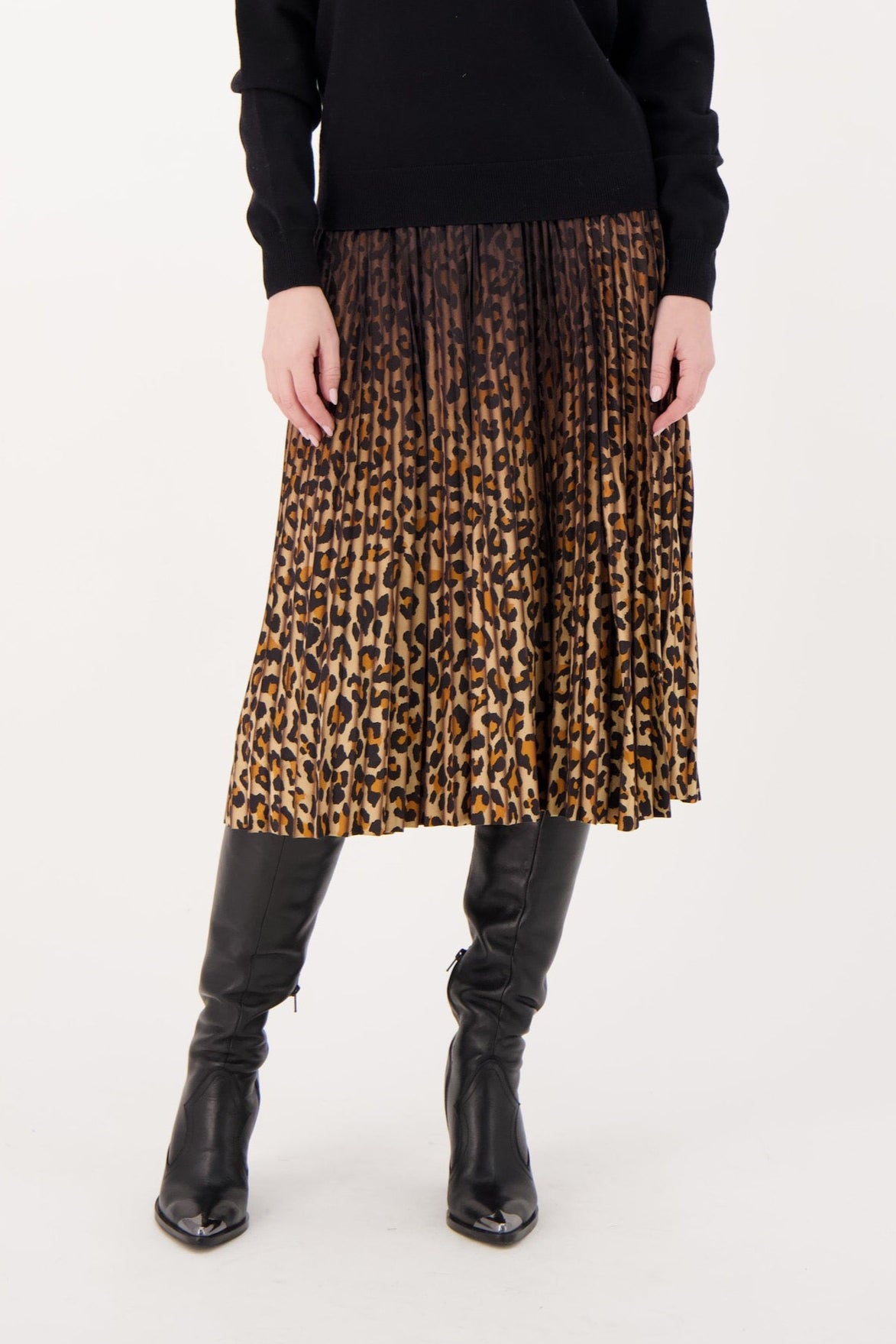 Velour Leopard Print Pleated Skirt