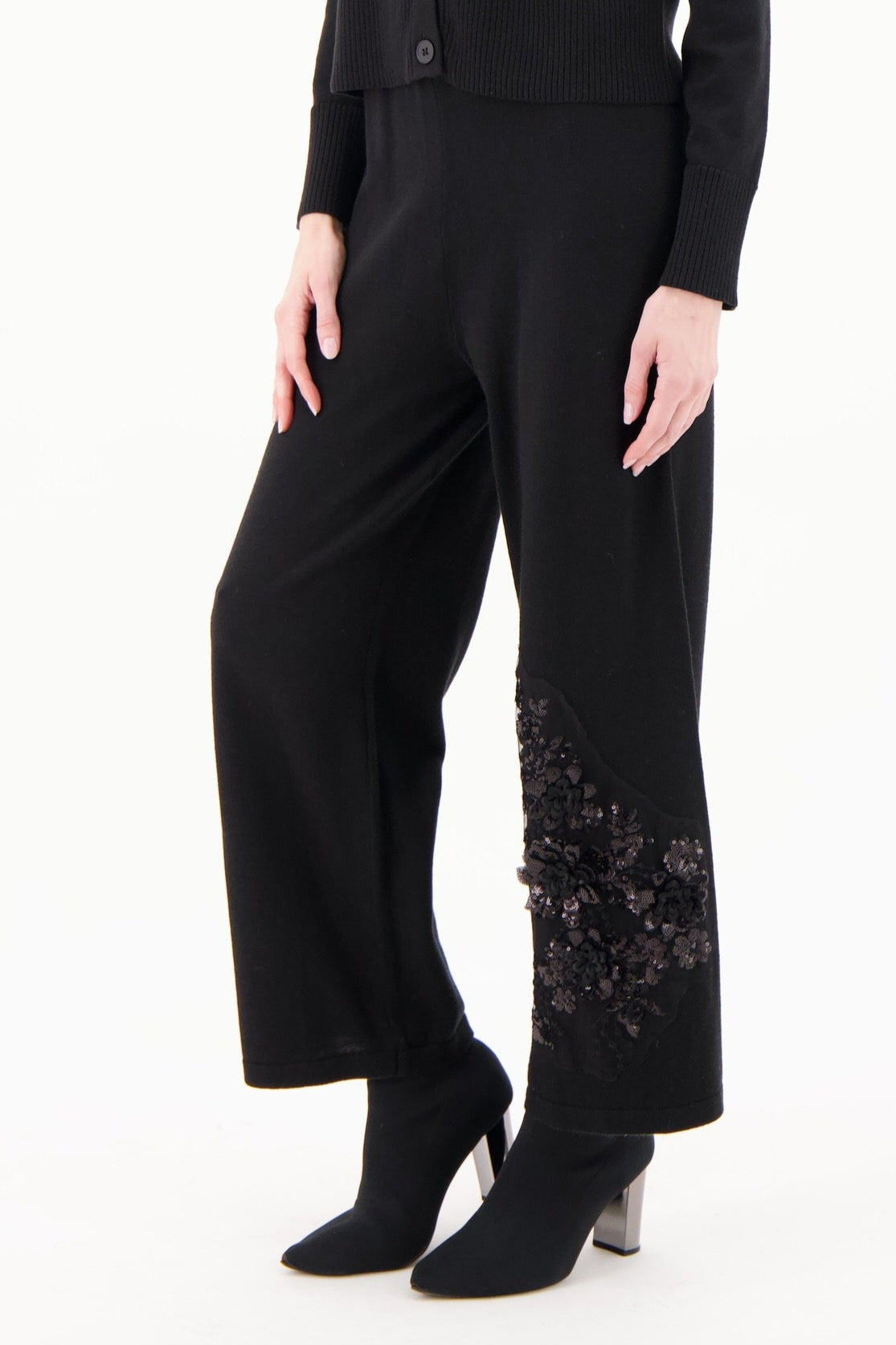 Asymmetrical Floral Applique Pant