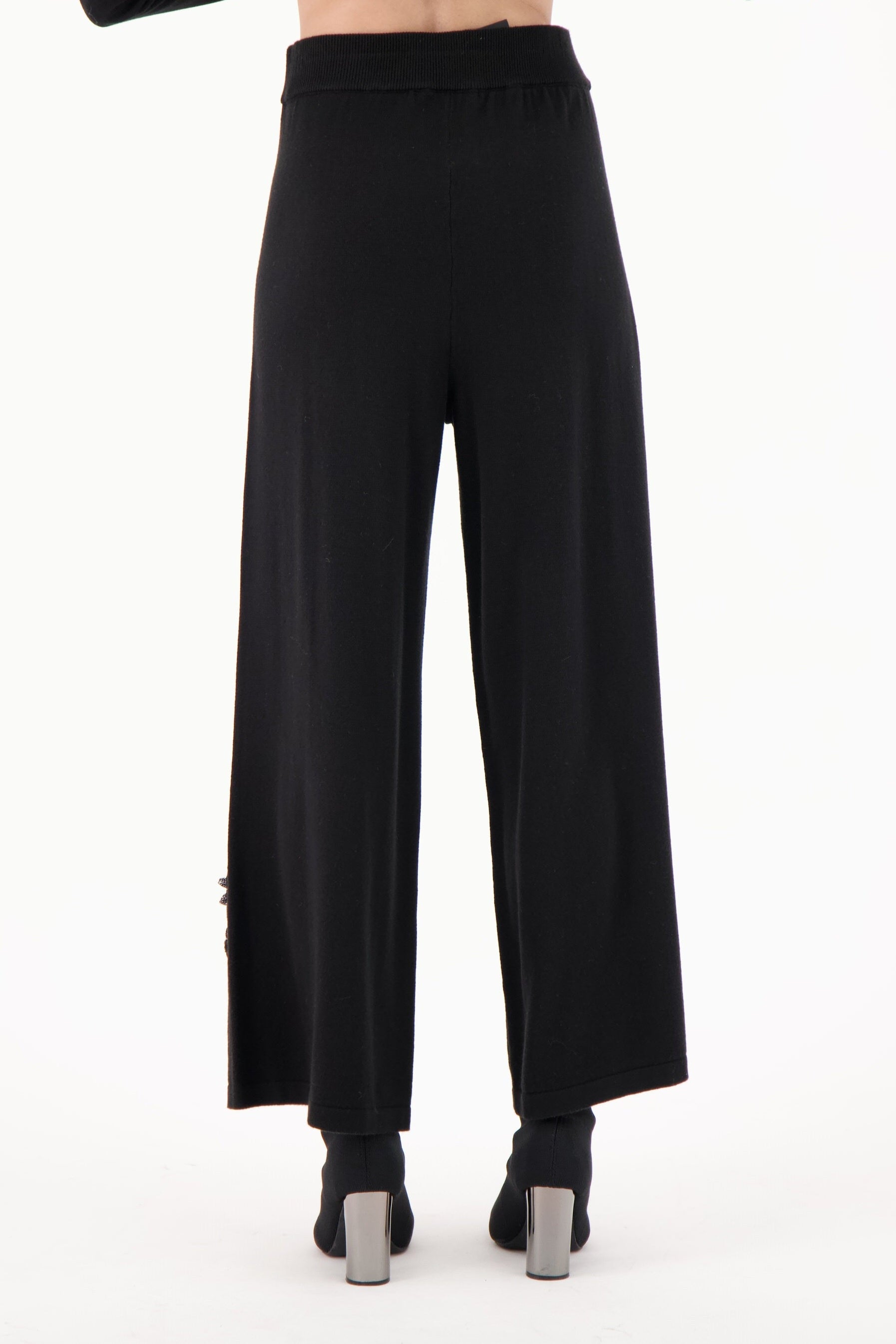Asymmetrical Floral Applique Pant