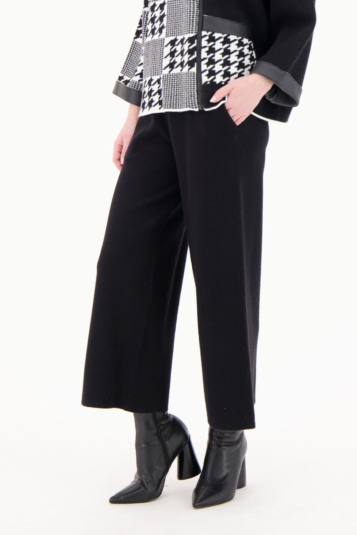 Wide Leg Sweater Knit Crop Pant