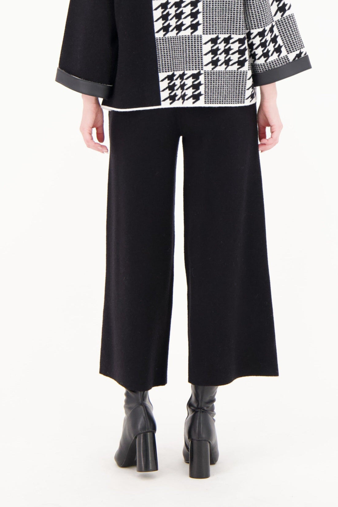 Wide Leg Sweater Knit Crop Pant