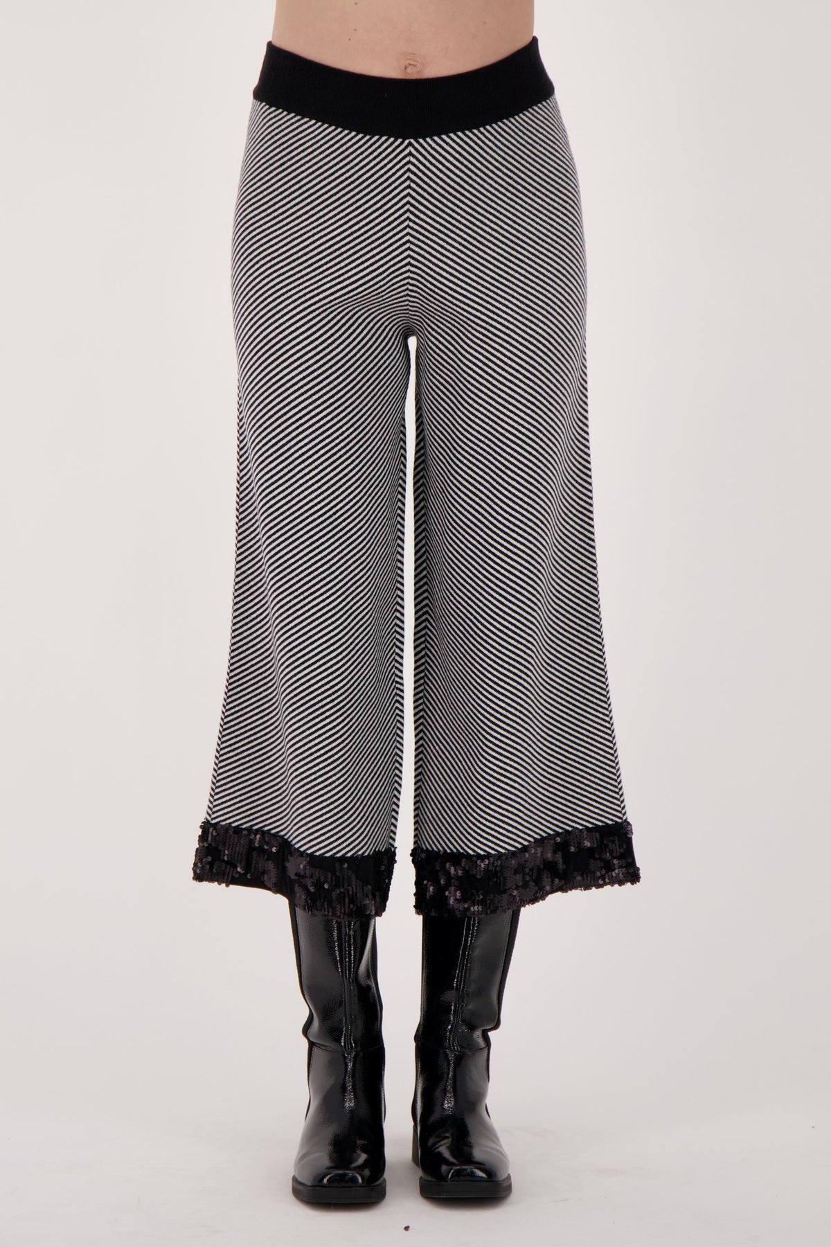 Velvet Sequin Trim Pant