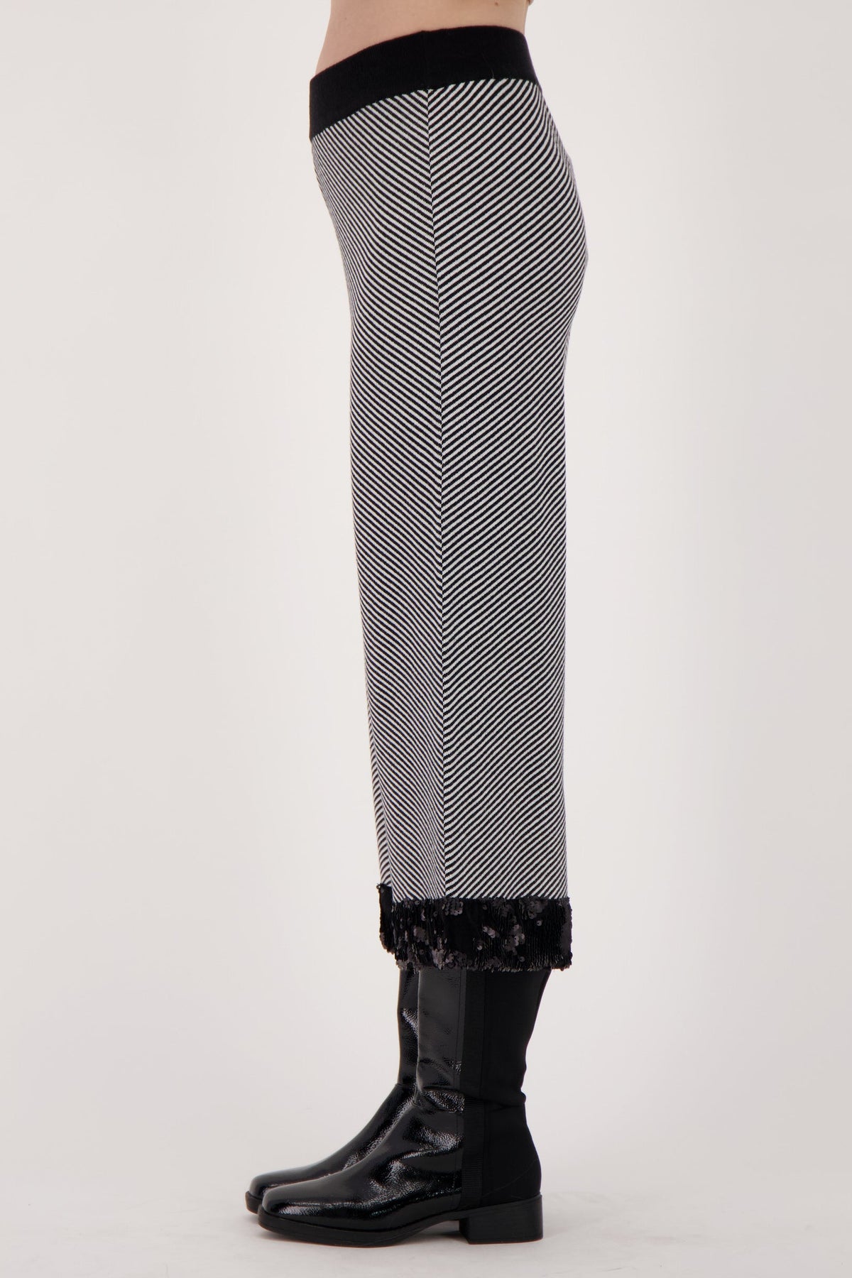 Velvet Sequin Trim Pant
