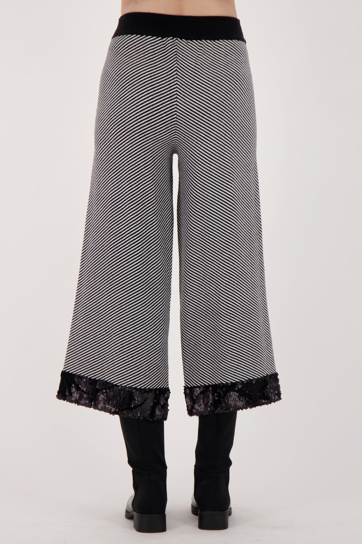 Velvet Sequin Trim Pant