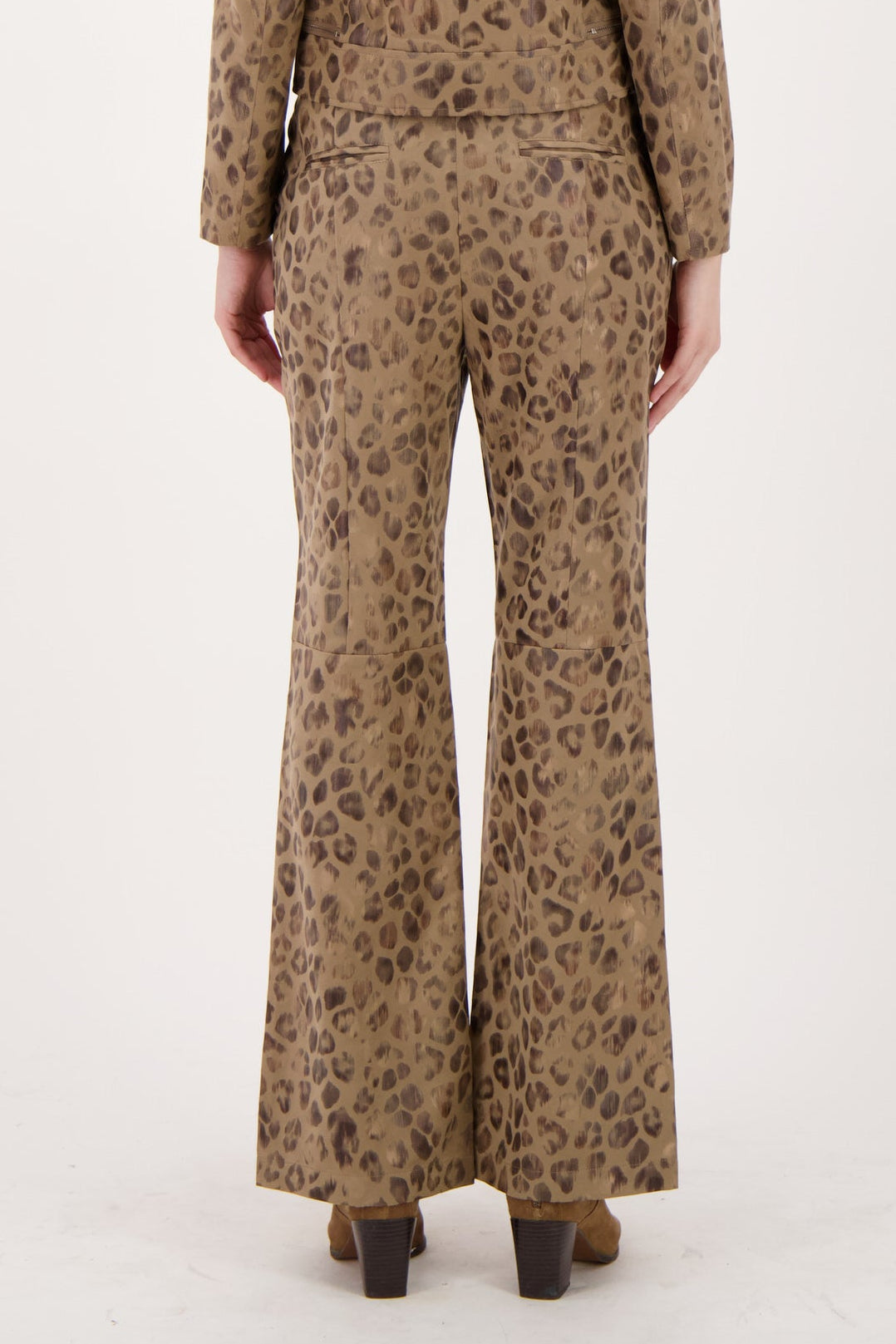 Subtle Vegan Metallic Leopard Pant