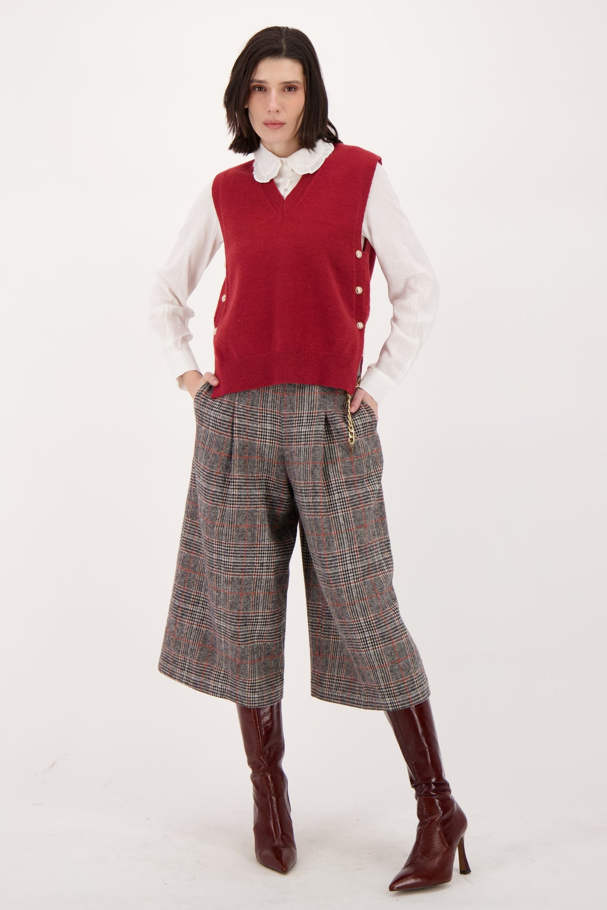 Check Wide Leg Capri Pant With Chain Belt