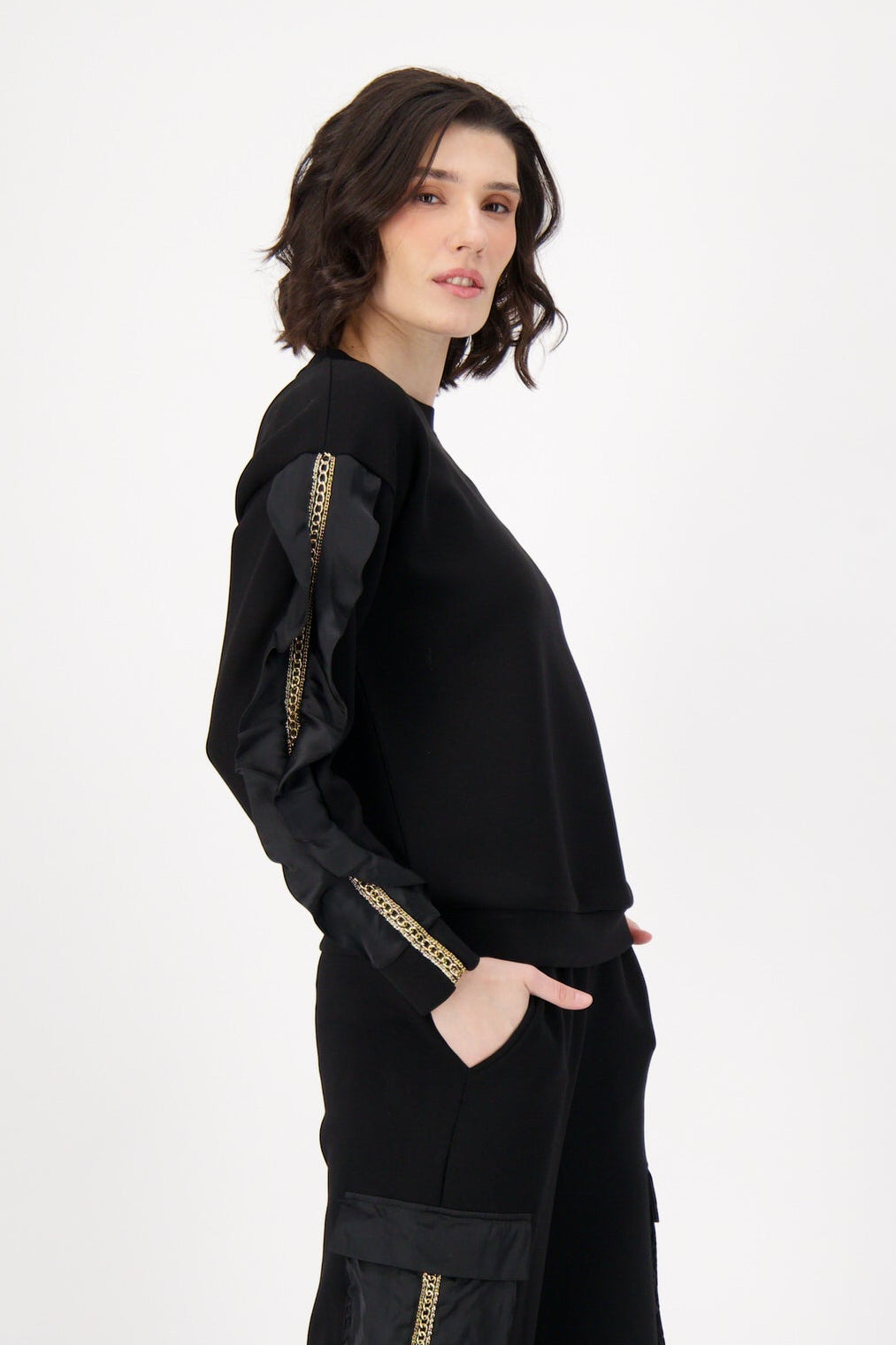 Ruffle And Chain Detail Sleeve Interlock Top