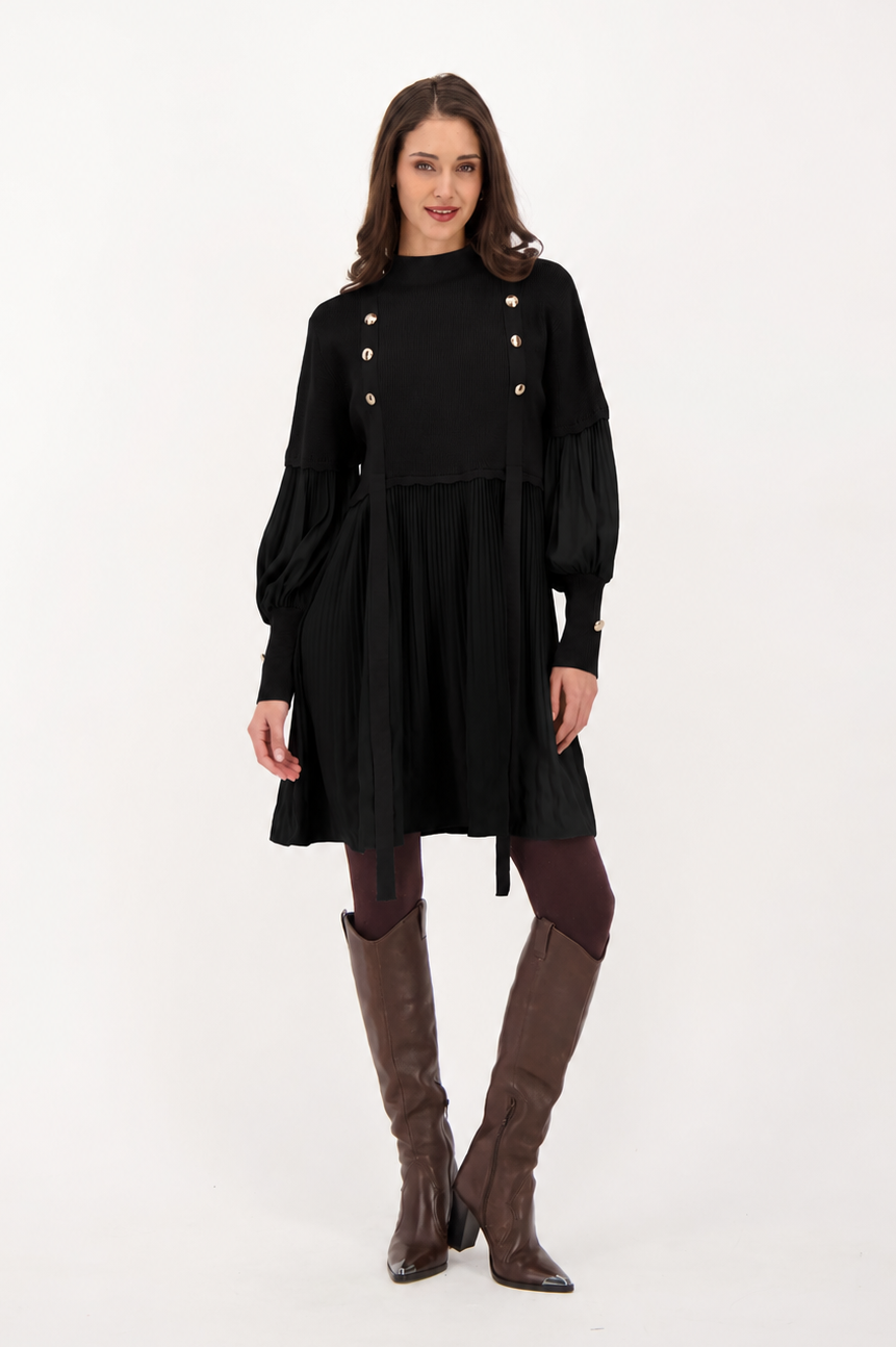 Button Detailed Sweater/Pleated Dress
