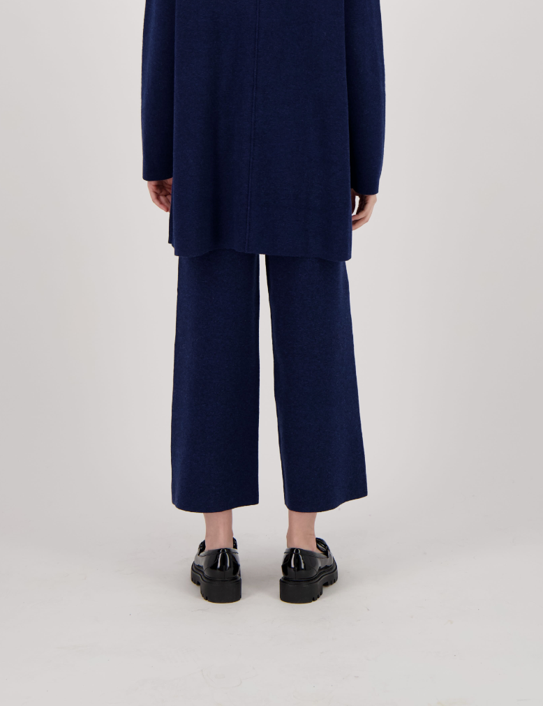 Wide Leg Patch Pocket Knit Pant