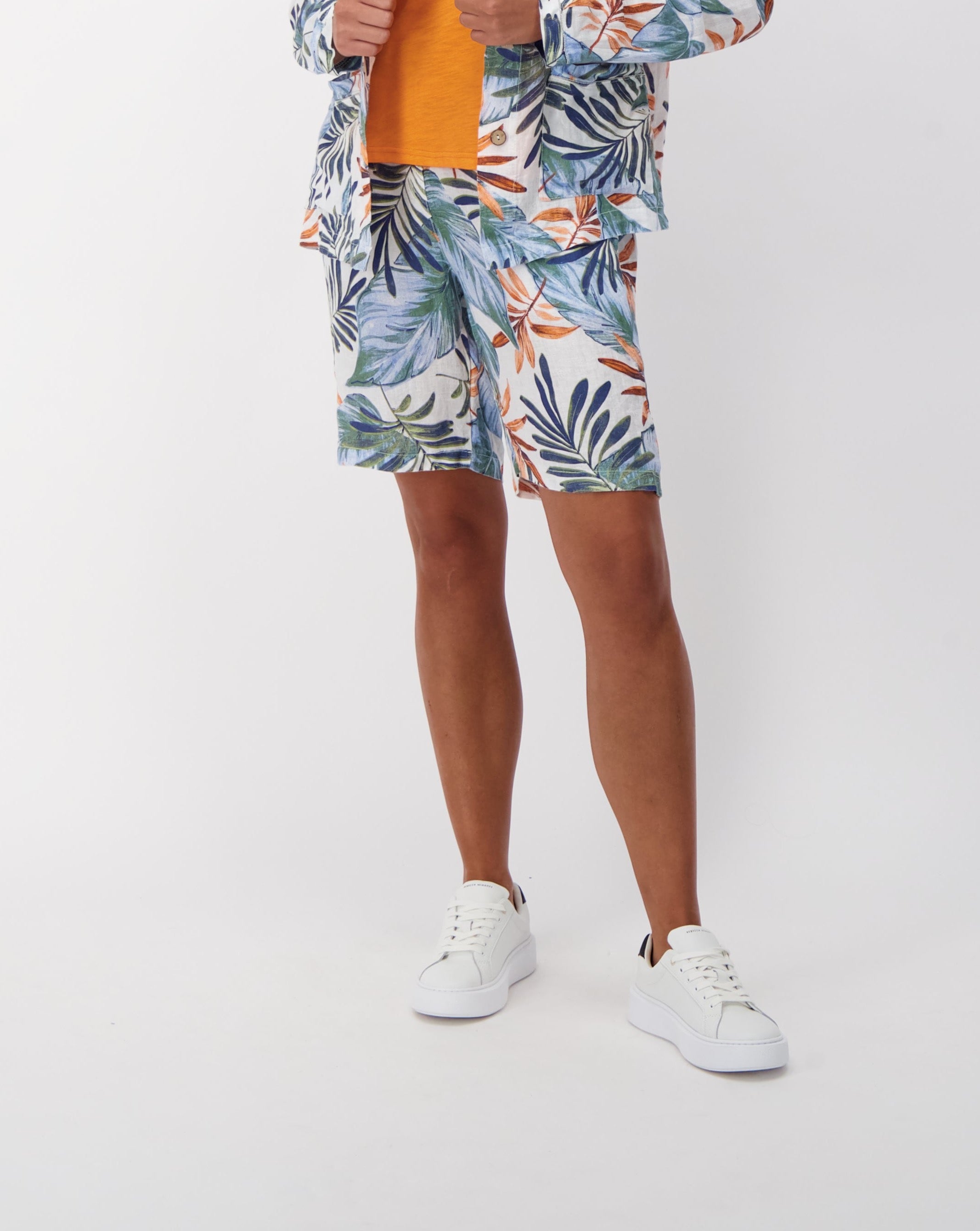 Linen Pull On Shorts