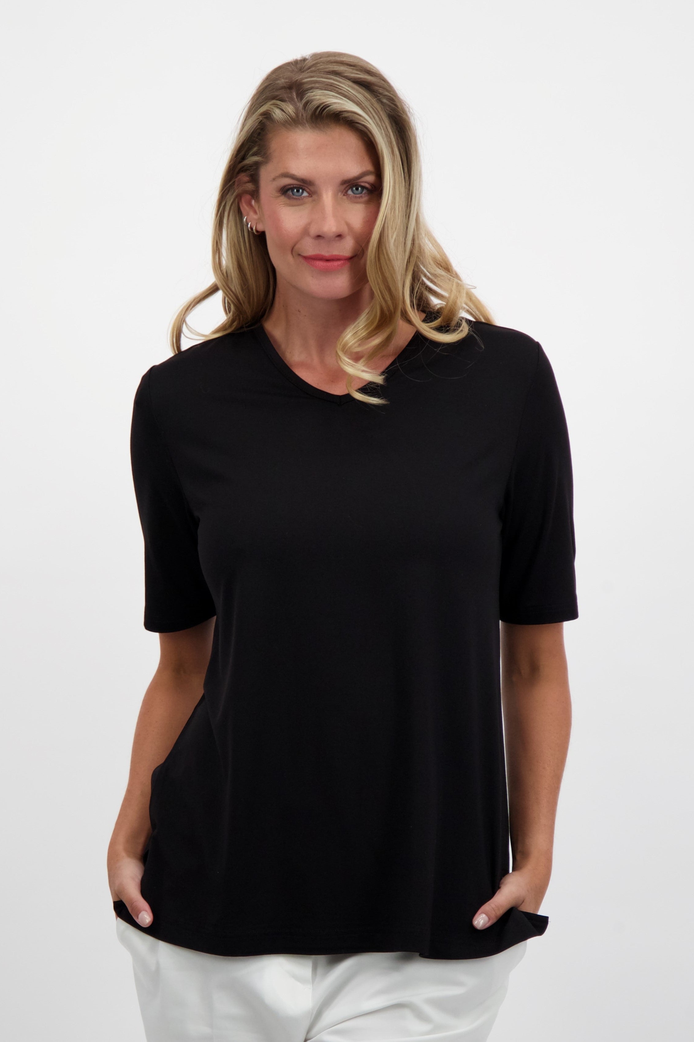 spanner essentials vneck tunic
