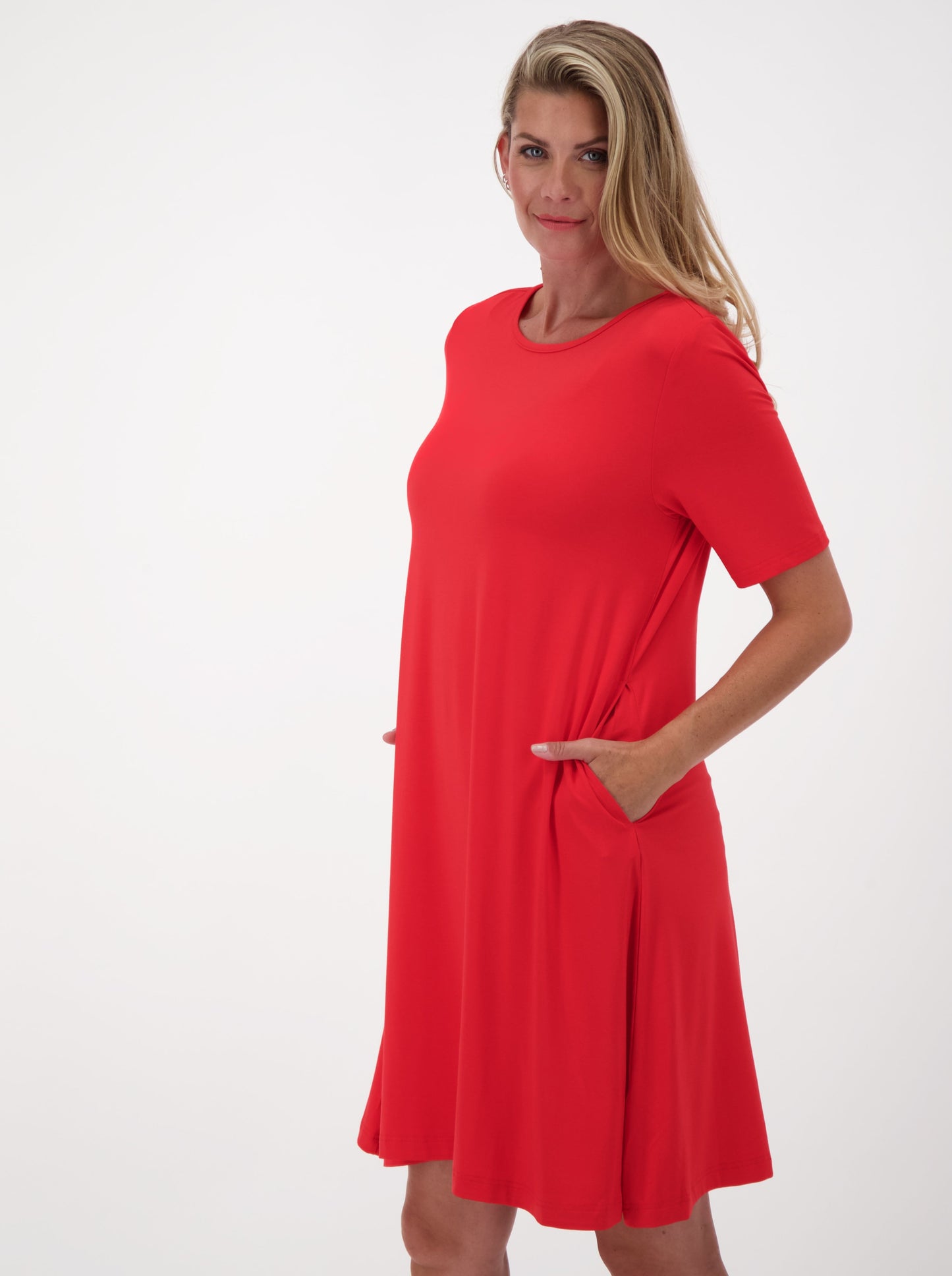 spanner the essential dress red